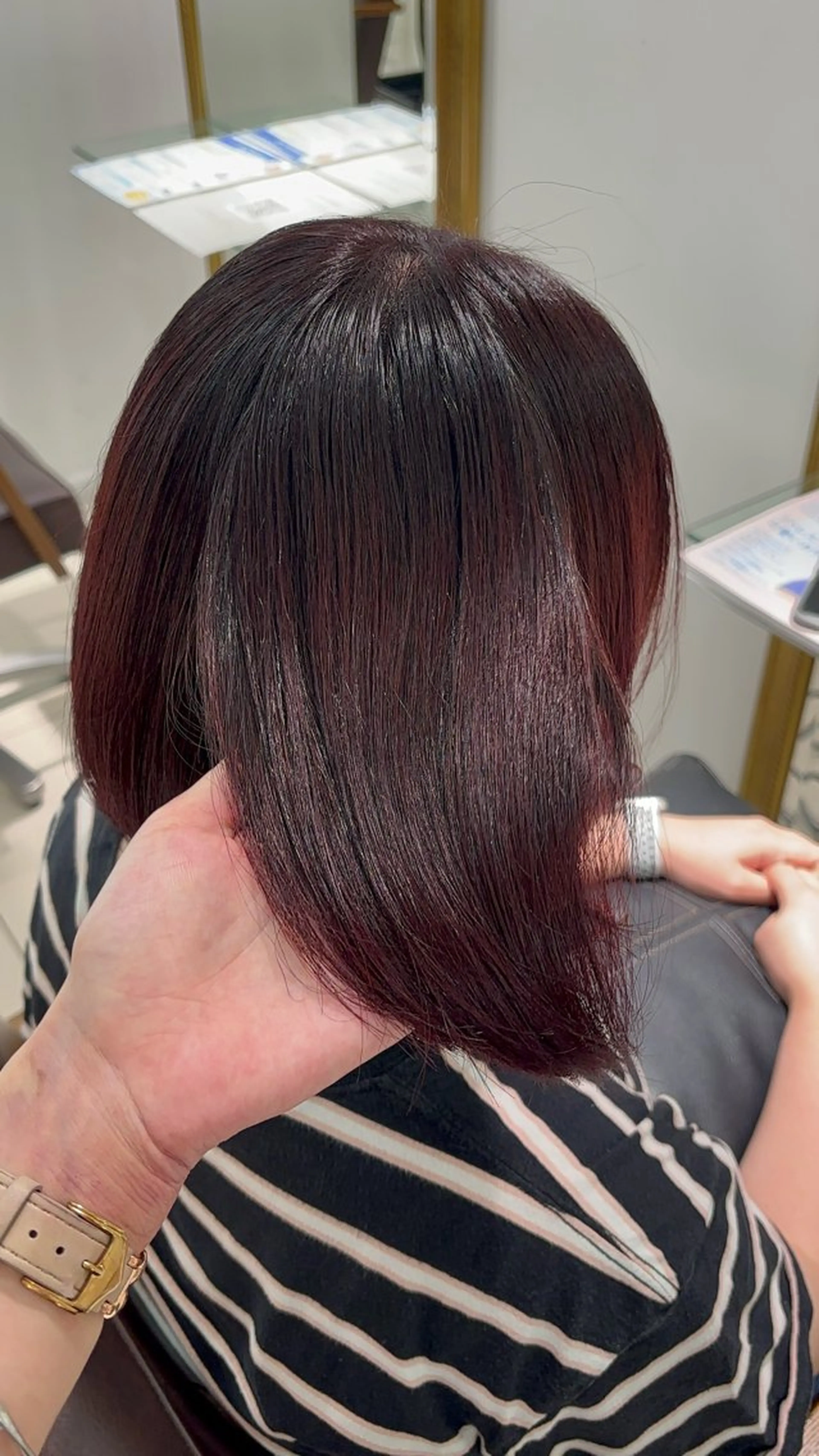 ショート カラー ハイトーンカラー 🤍🫧 長井 律のヘアスタイル