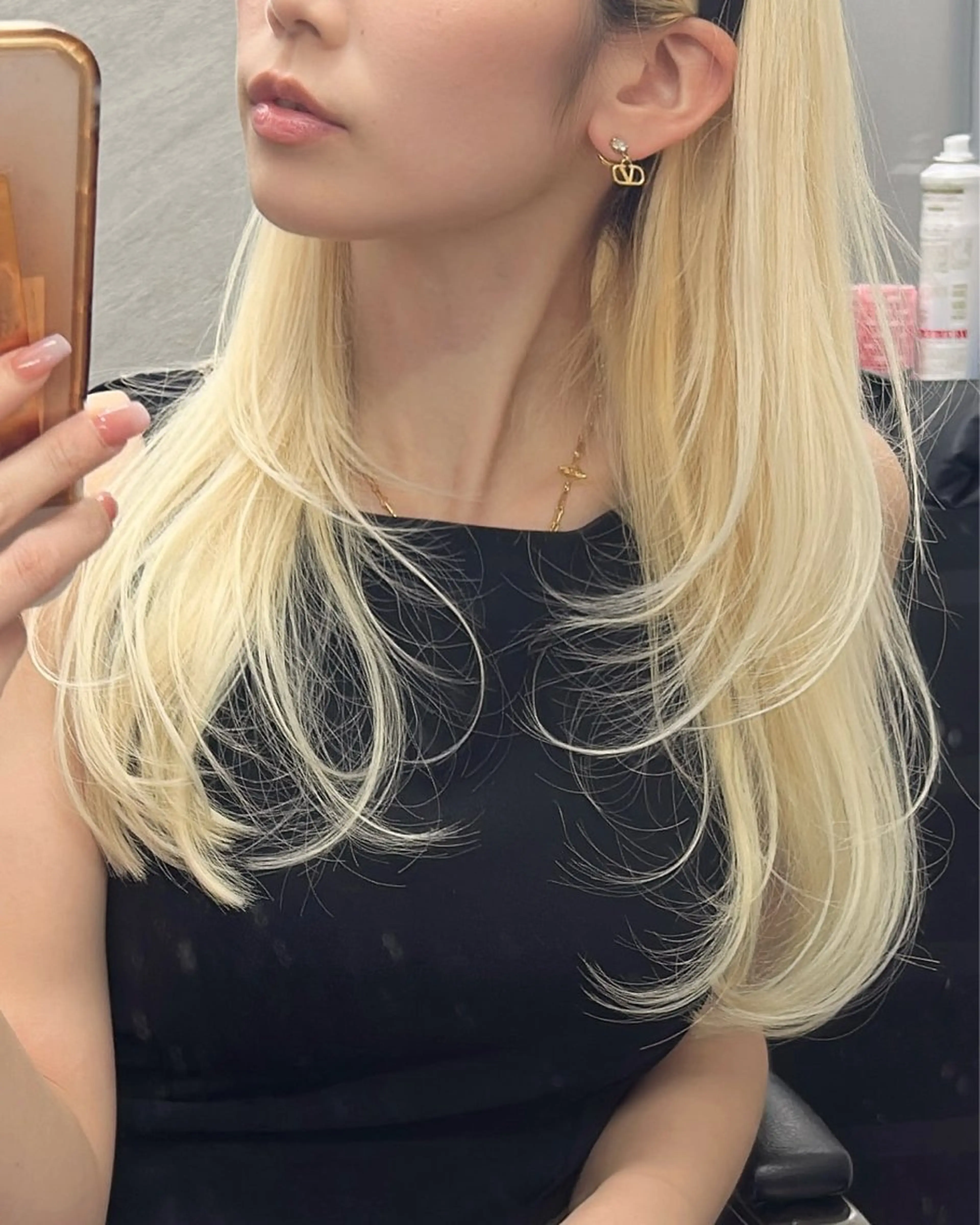 ロング カラー ヘアアレンジ 顔周りカット レイヤーカット 小顔カット カット ヘアカラー トリートメント FRAME+spa&hair roomなんば駅前店所属・🌸MAYU🌸 ハイトーン➕レイヤーのヘアスタイル