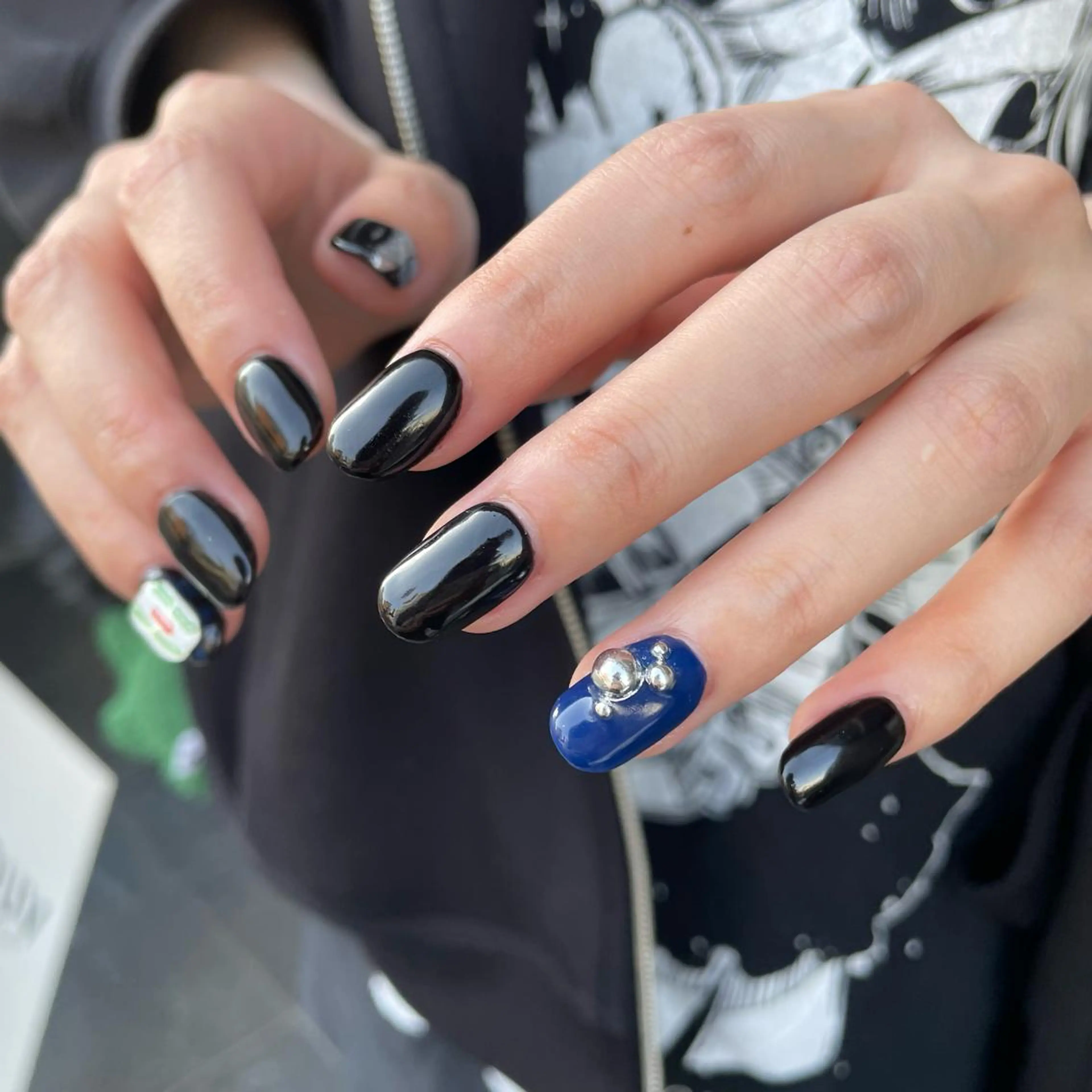 ネイル neouv所属・NEOUV NAILのネイルデザイン