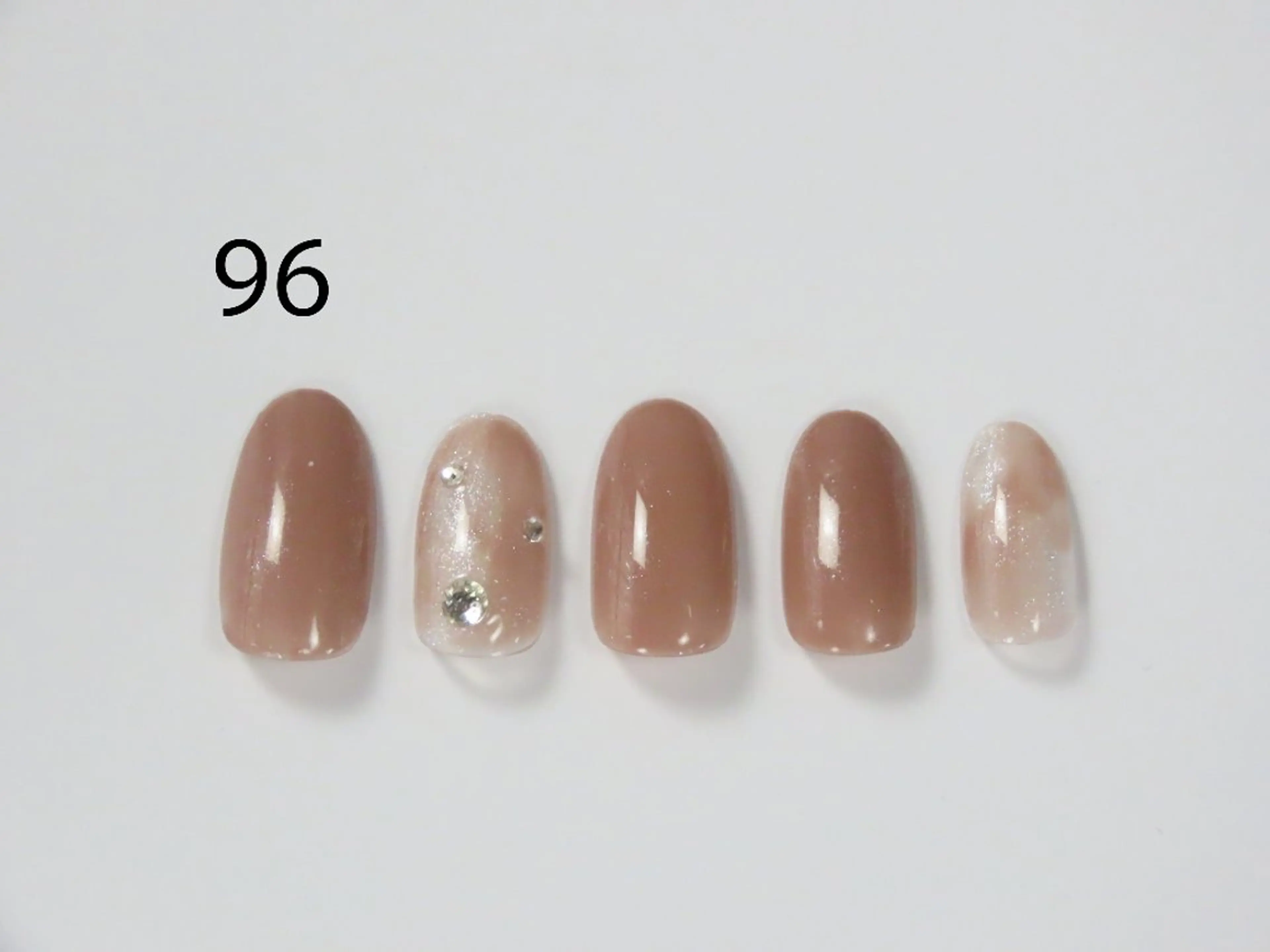 ネイル 韓国美容ジェルネイル専門店Maum新潟店所属・Maum 新潟店のマツエク・マツパデザイン