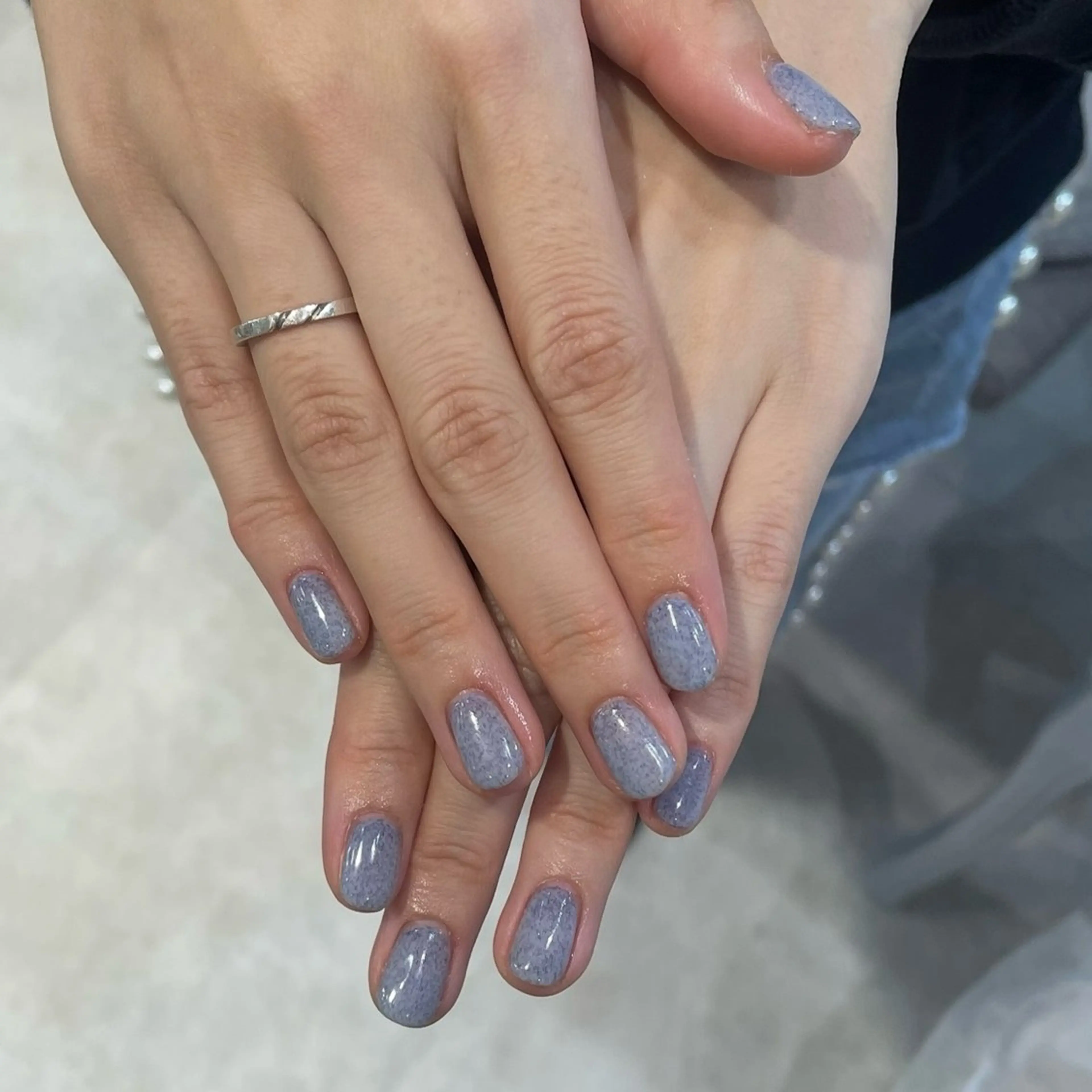 ネイル ハンドネイル 𝑟𝑖𝑠𝑎 🕯‎🤍のネイルデザイン