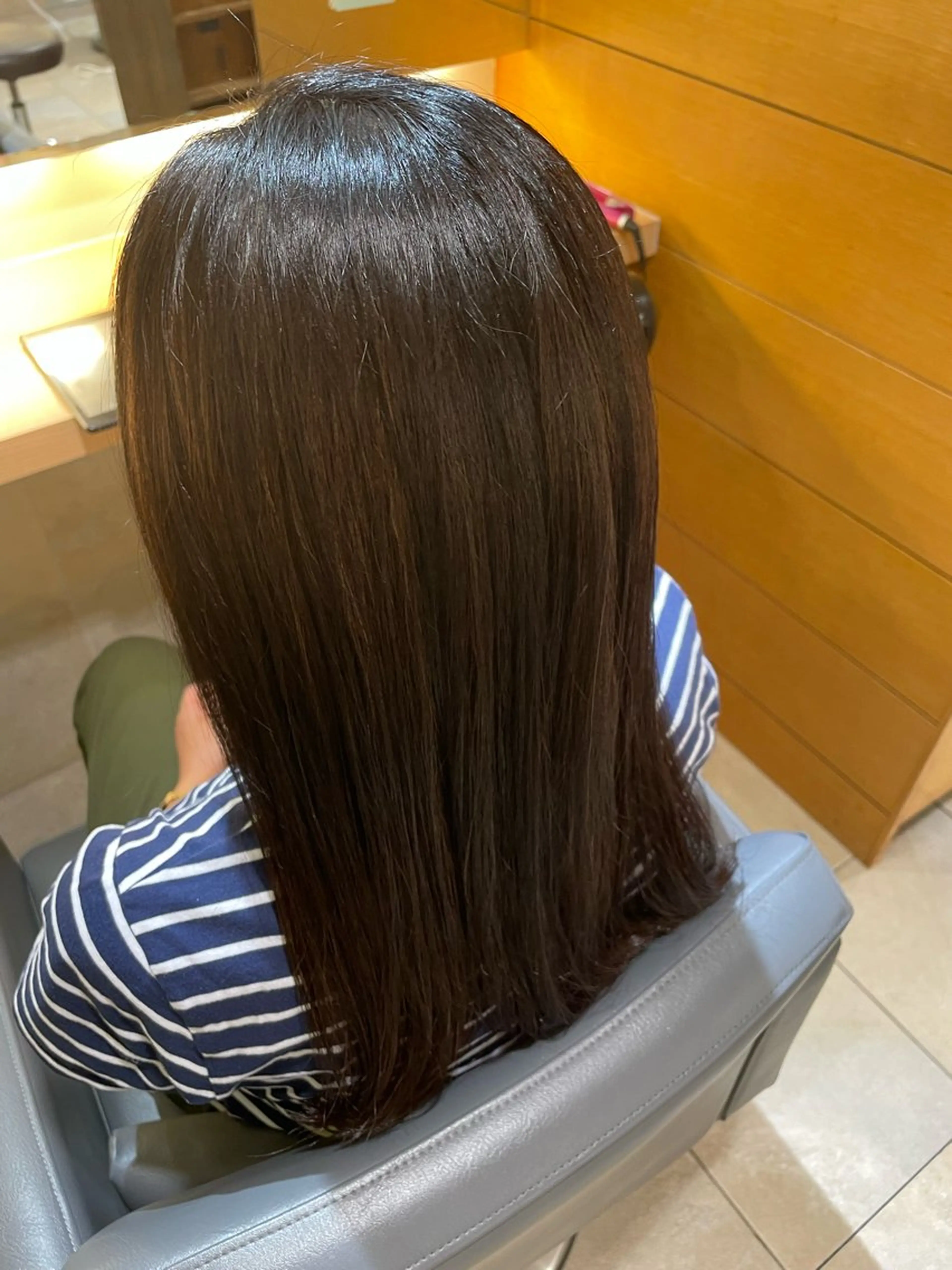 セミロング 菅沼 紀世のヘアスタイル