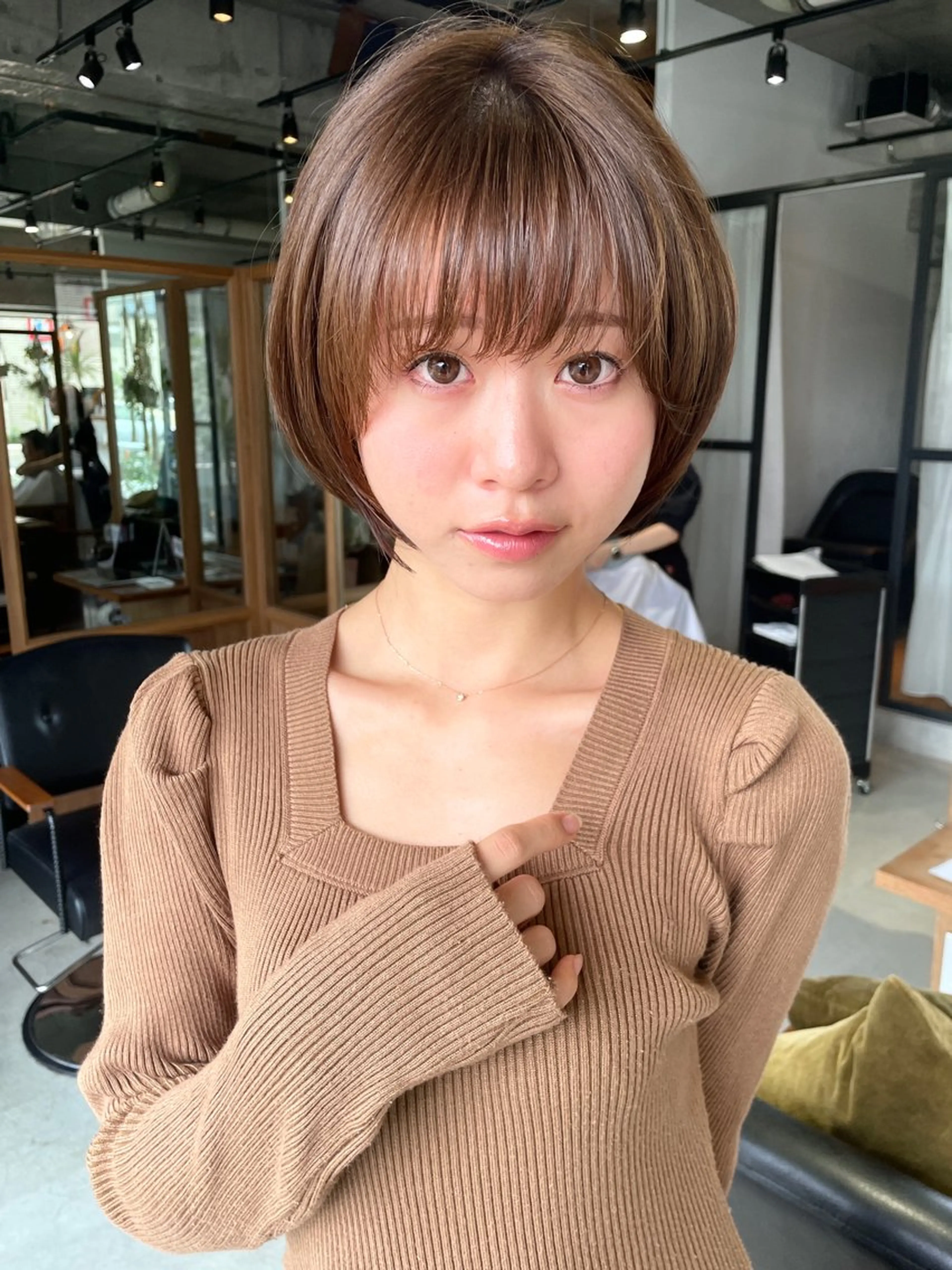 ショート カラー カット ヘアカラー トリートメント FERIA池田 田岡啓佑のヘアスタイル