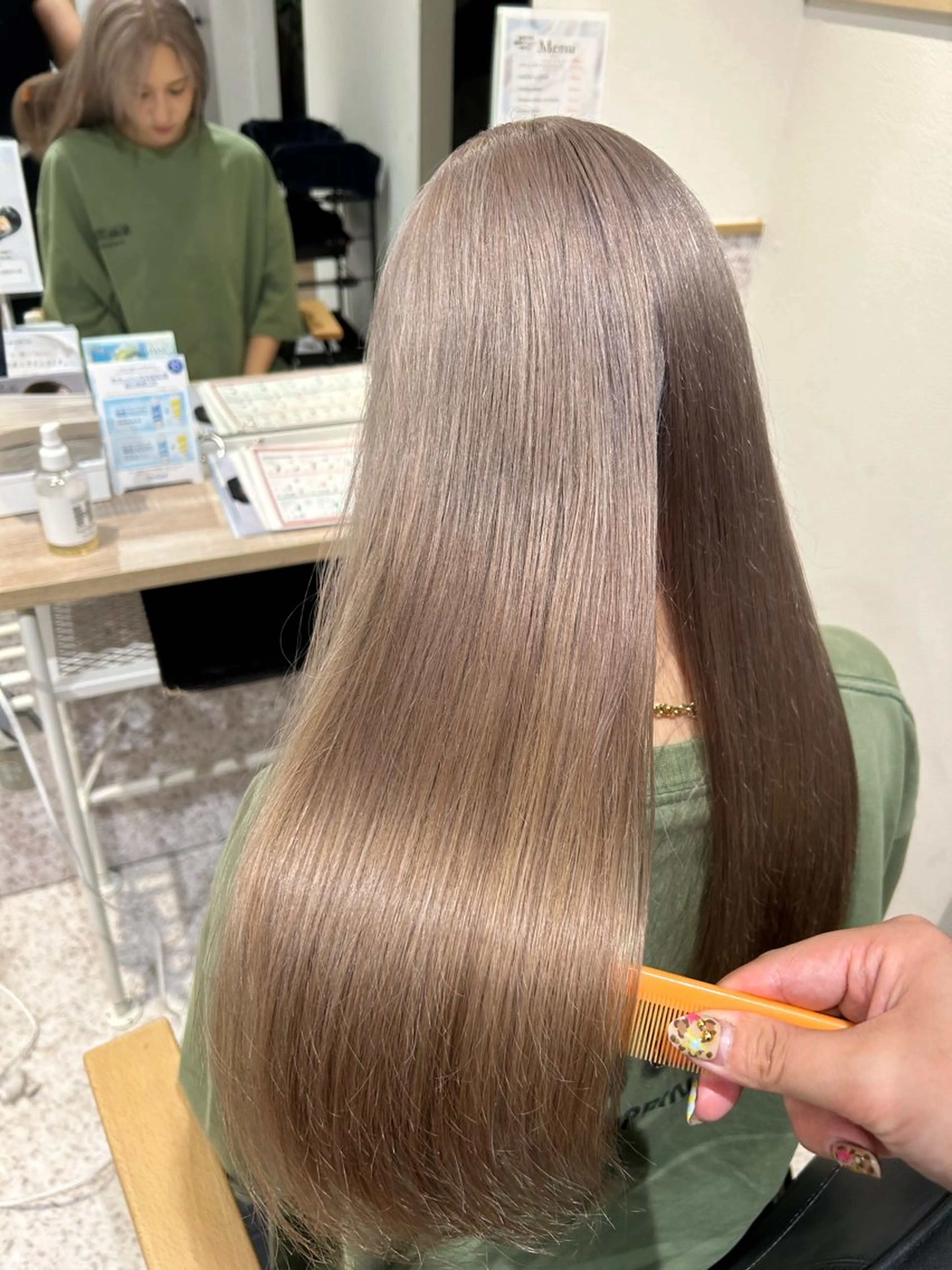 カラー ♡ハイトーン★ ネイル/しの♡のヘアスタイル