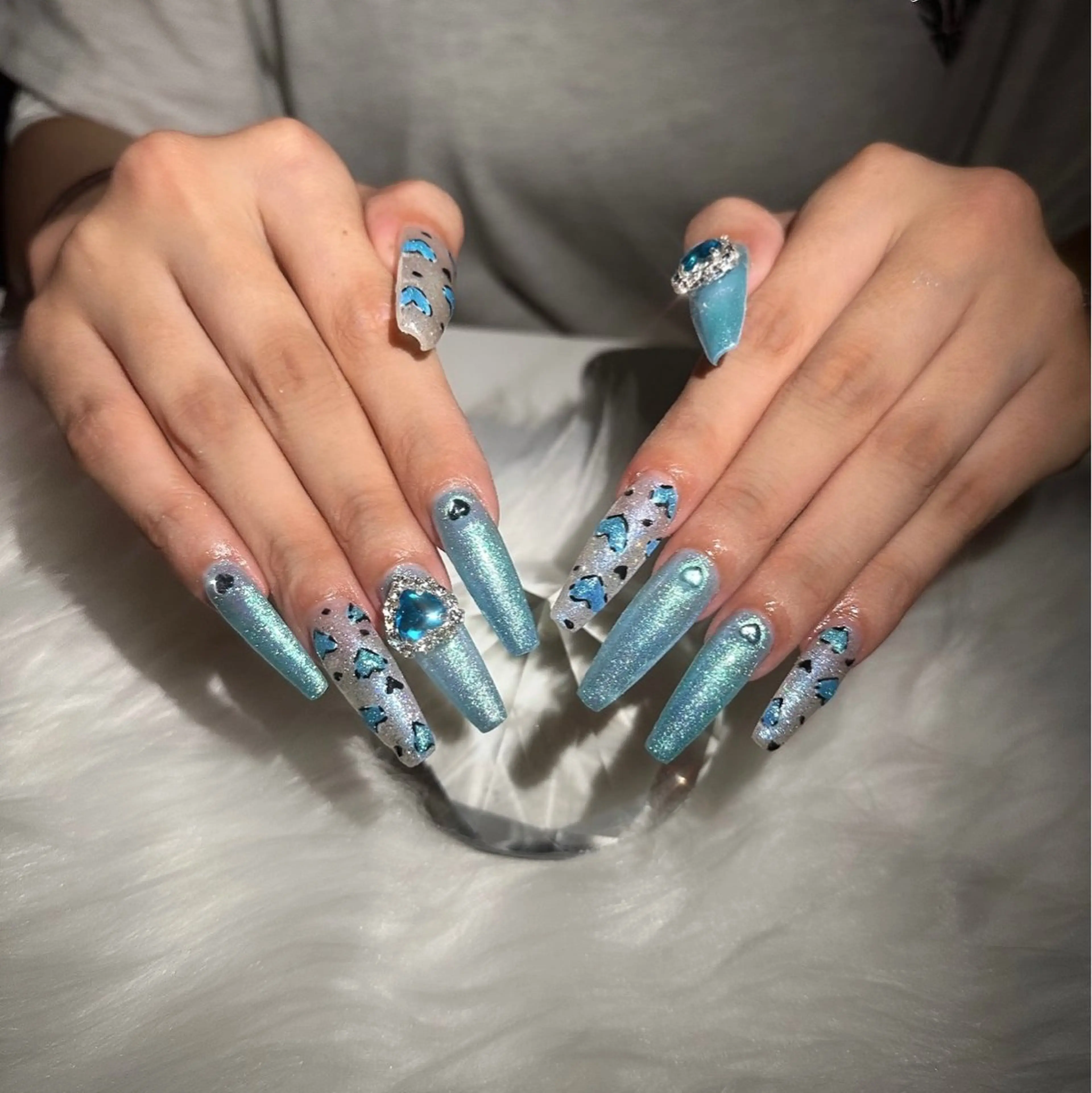 ネイル pikarin._.nails所属・pikarin nailsのネイルデザイン