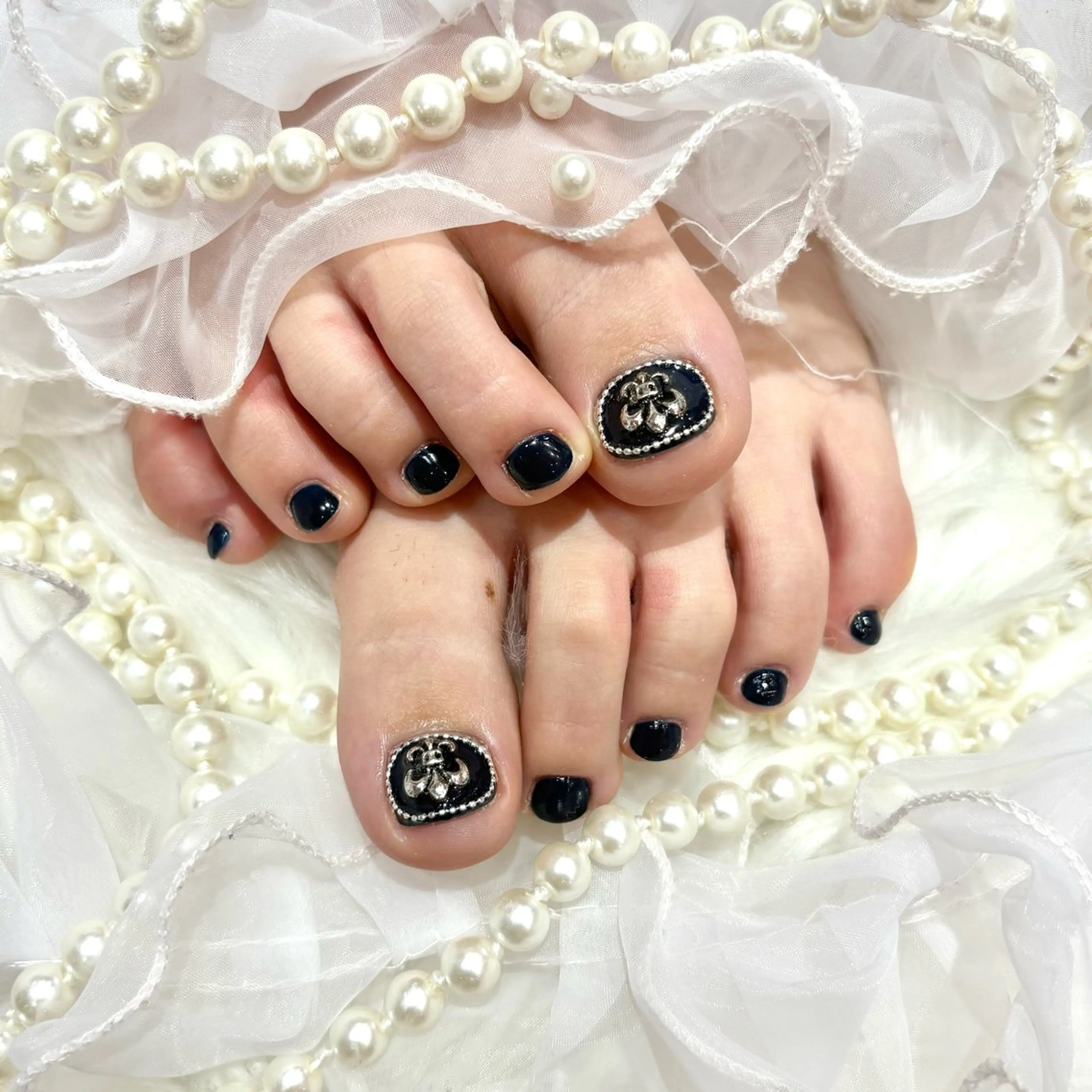 ネイル フットネイル WISTERIA rinonのネイルデザイン