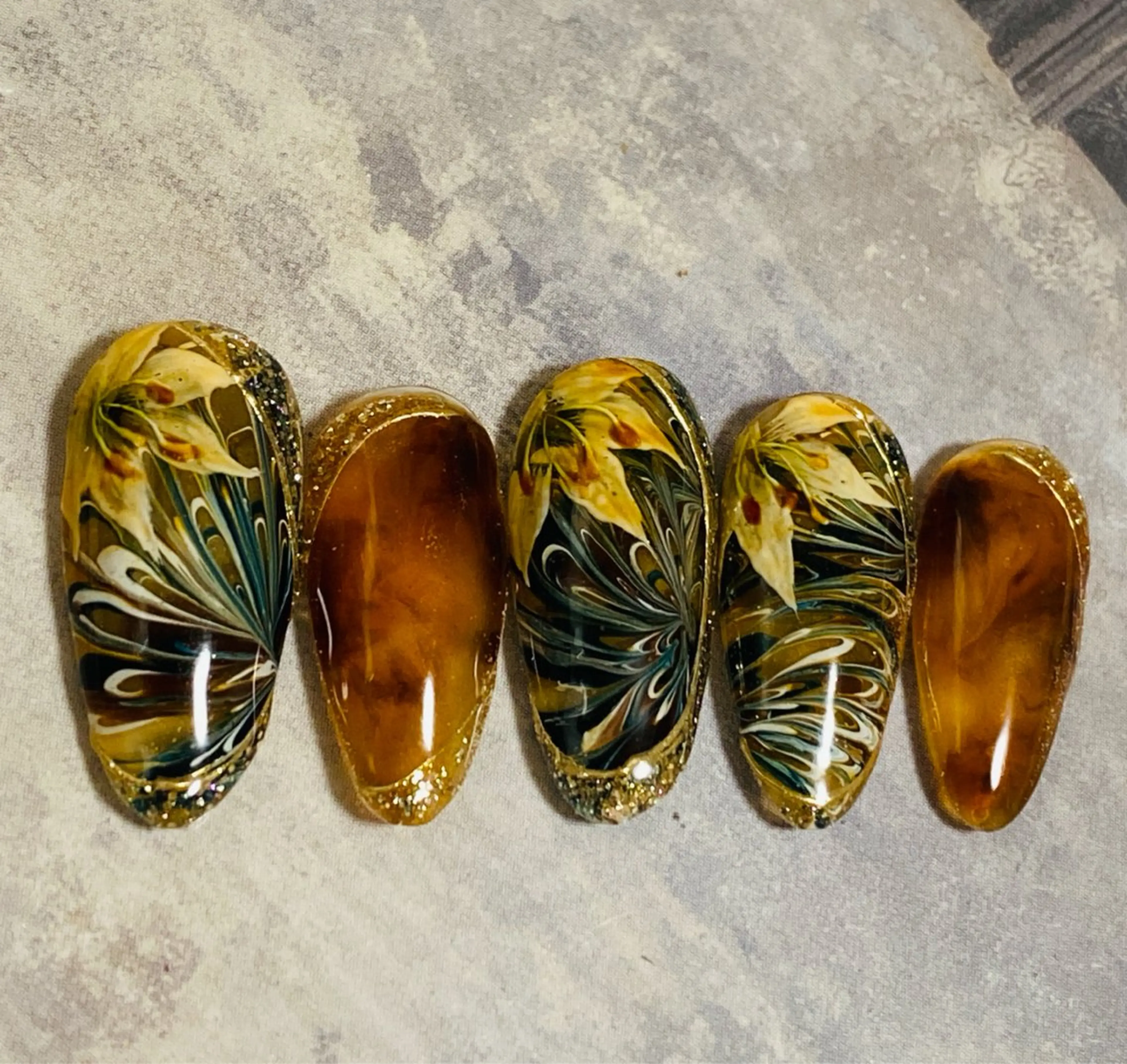 ネイル フラワーネイル ピーコックネイル ハンドネイル 自宅ネイルサロン ♦️nuance♦️のネイルデザイン