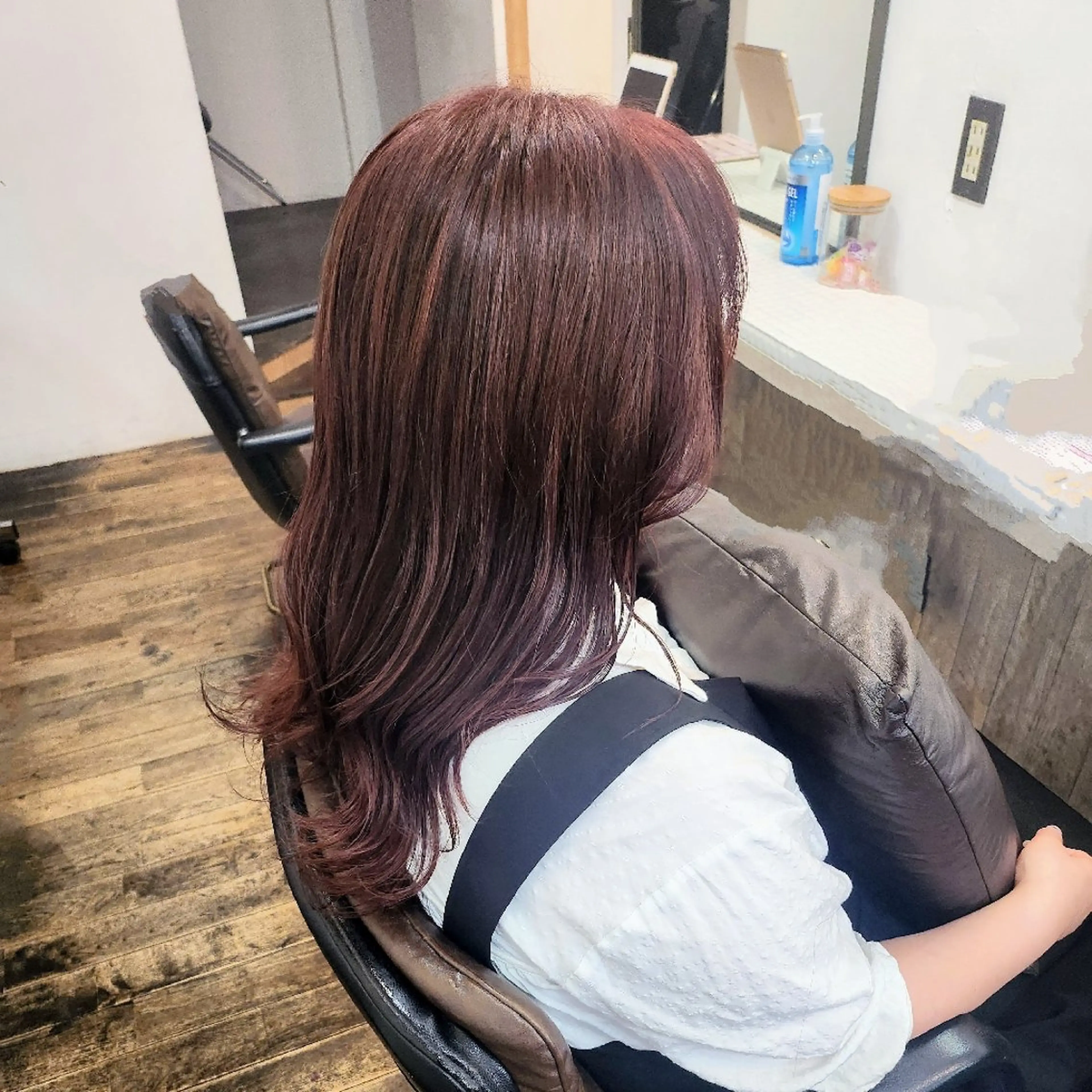 ロング カラー ブラウンカラー ピンクカラー ピンクブラウン 町田 佳奈江のヘアスタイル