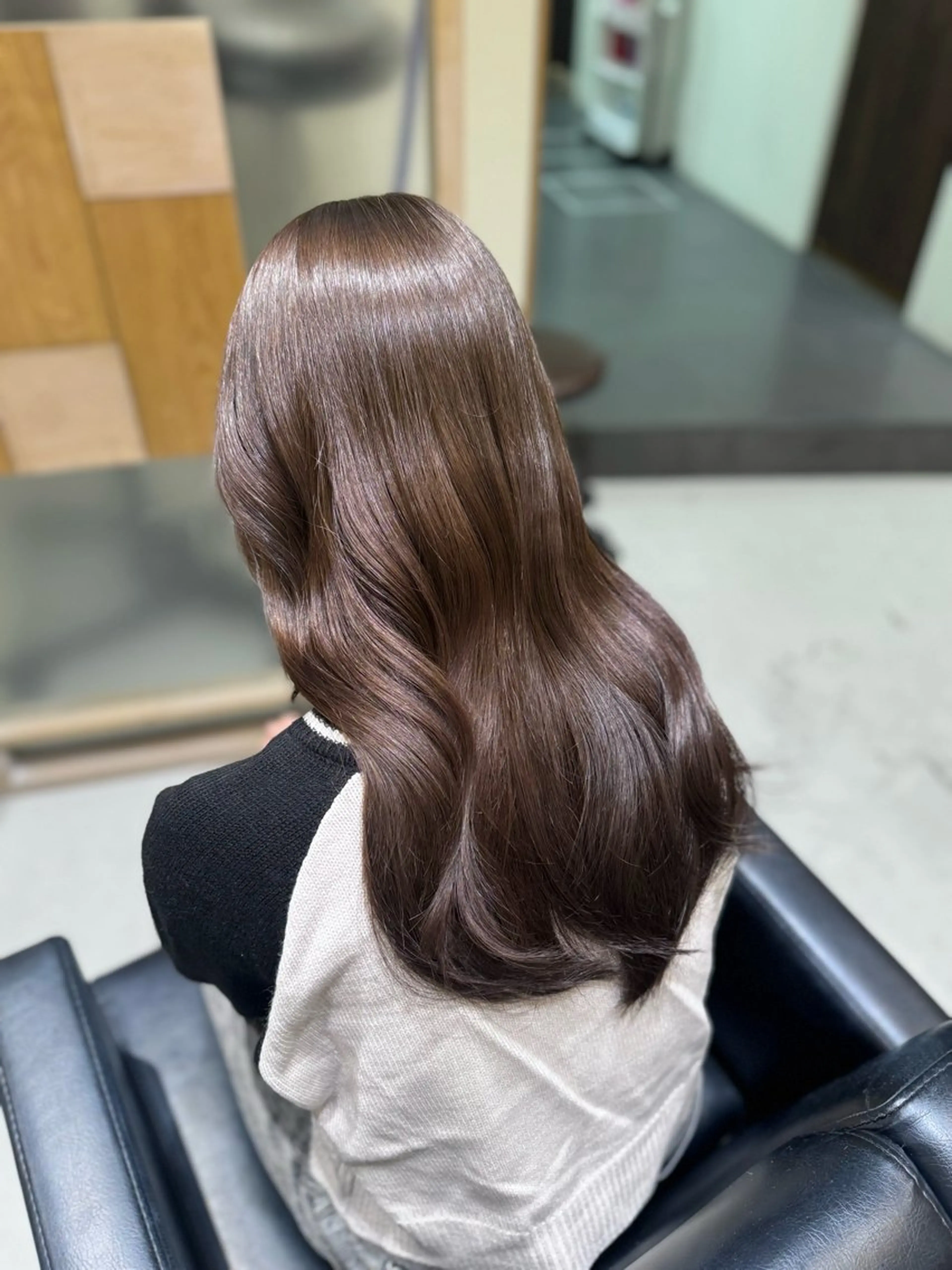 セミロング カット ヘアカラー トリートメント 透明感カラー/顔周り カット/レイヤーにかのヘアスタイル