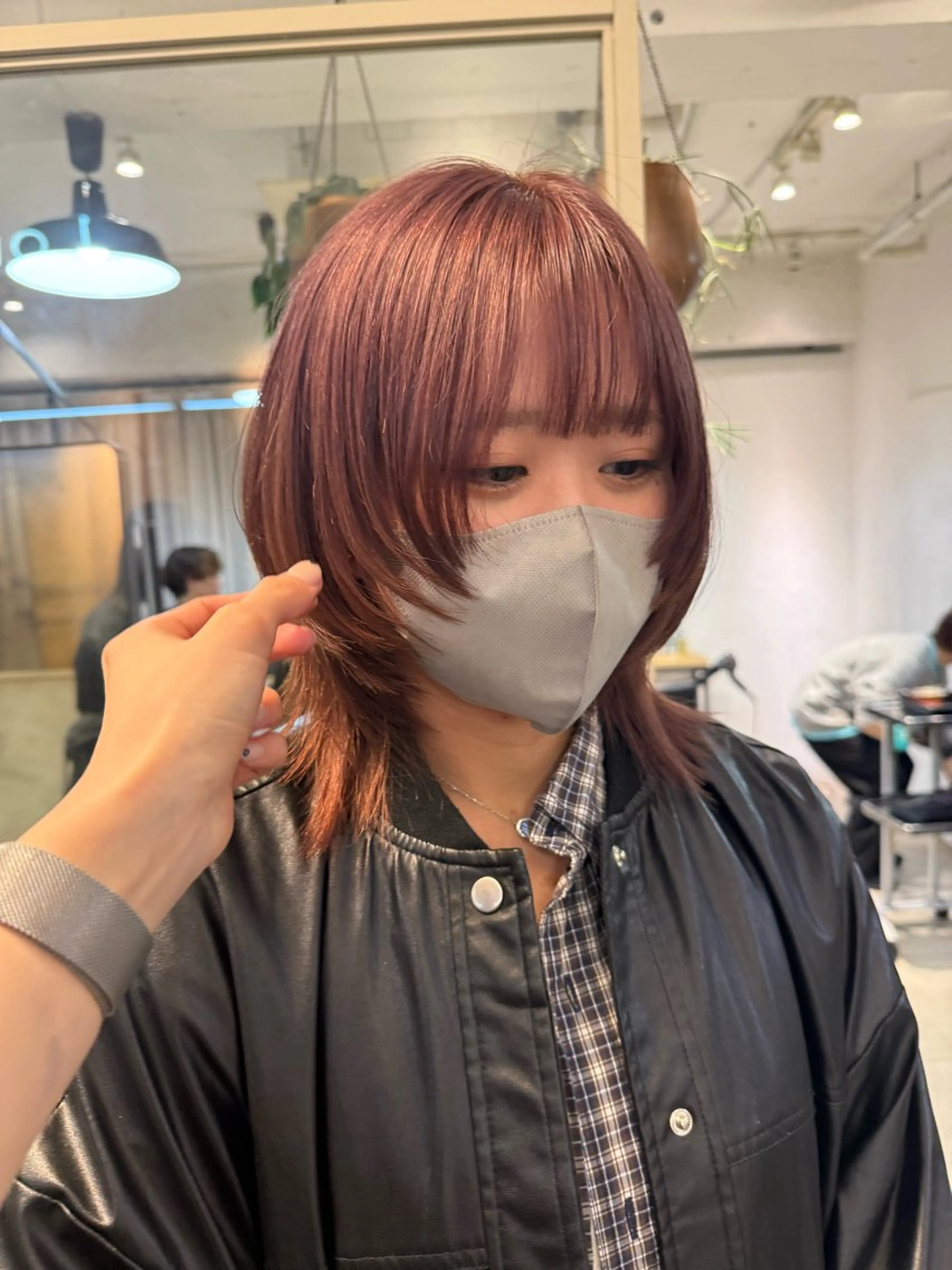 ミディアム カラー ミルクティー× グレージュMOMOのヘアスタイル