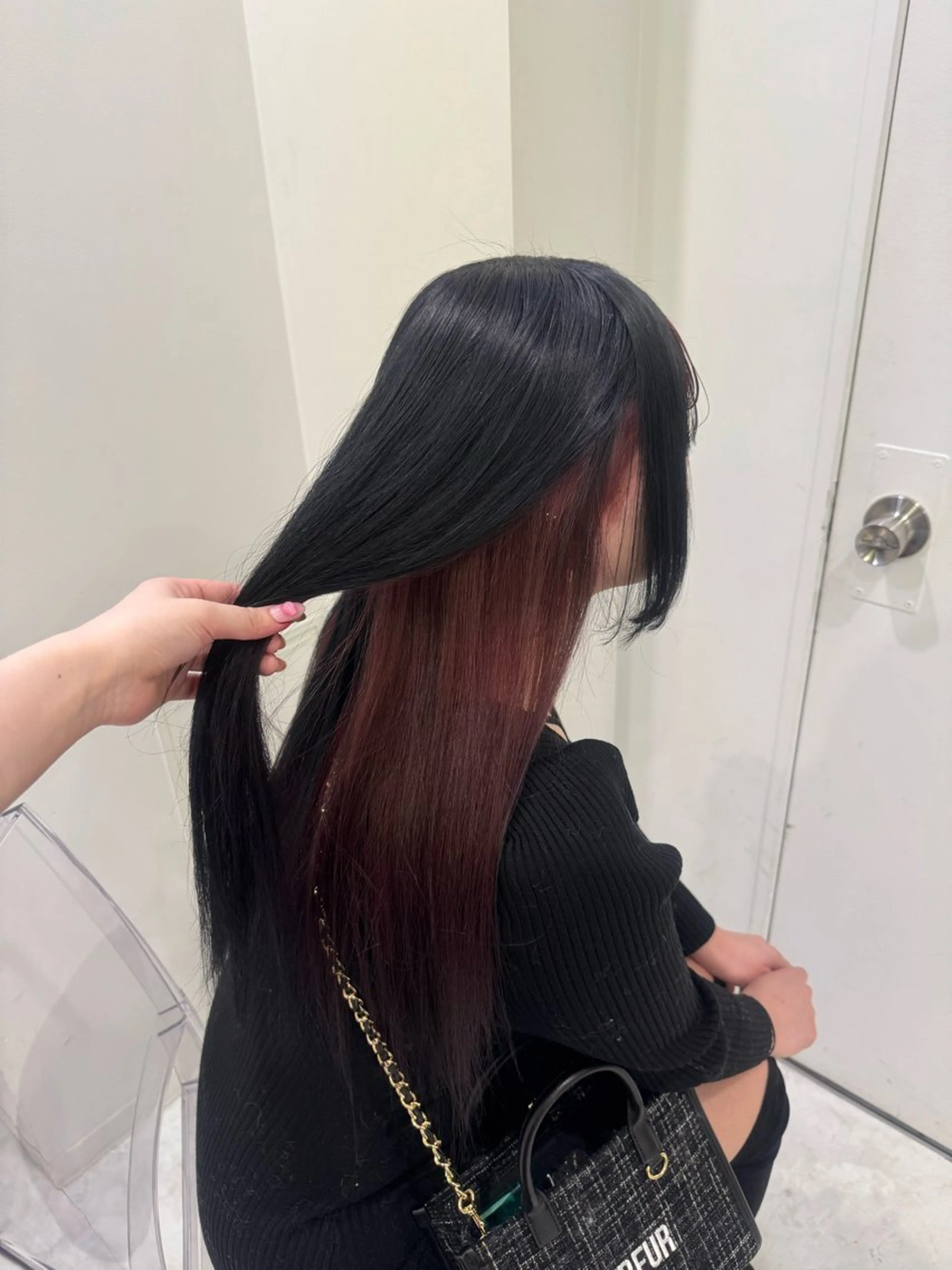 ロング カラー ヘアカラー ダメージレスハイ トーン💖kanonのヘアスタイル