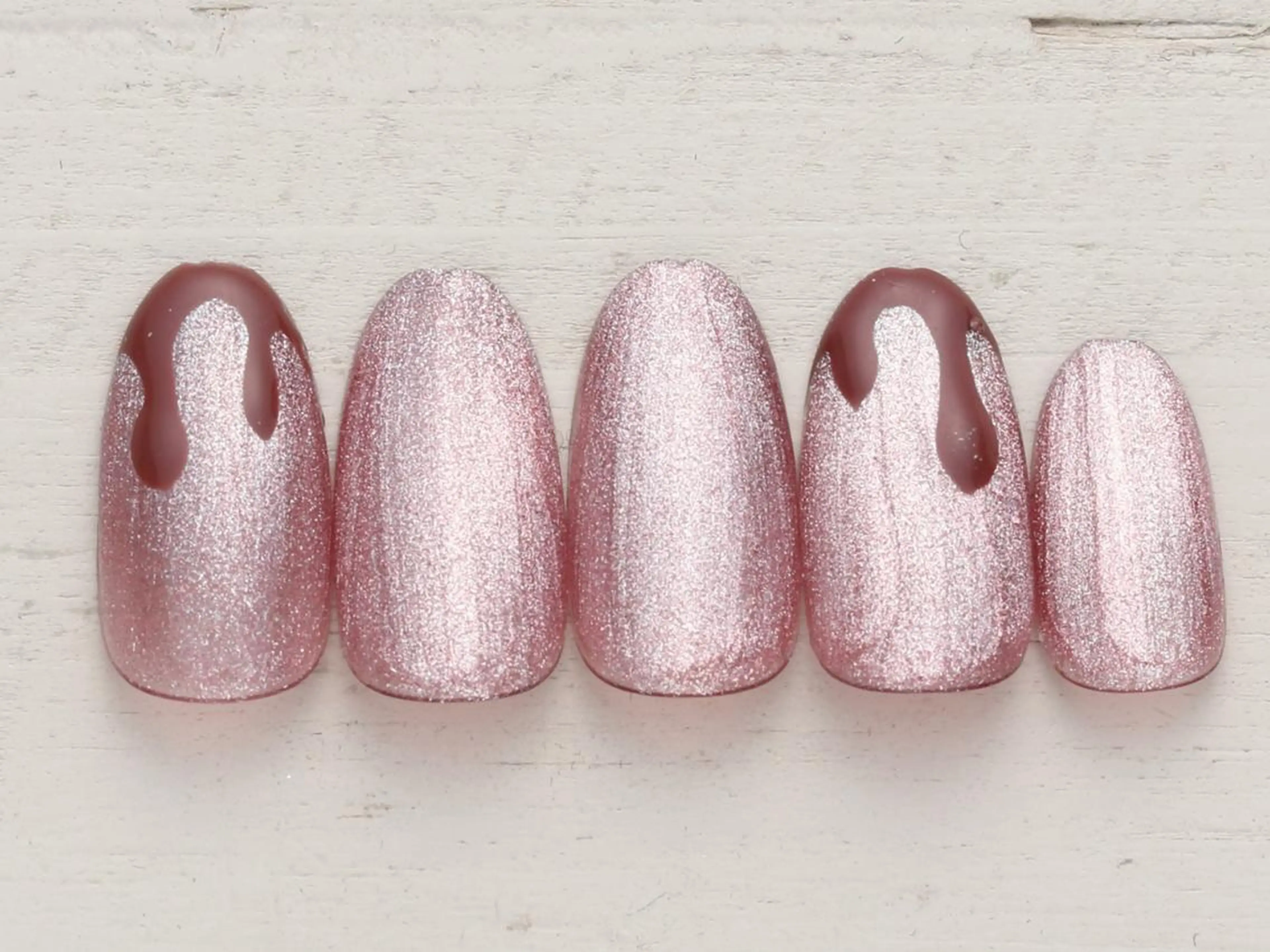 ネイル 郡山 詩音のネイルデザイン