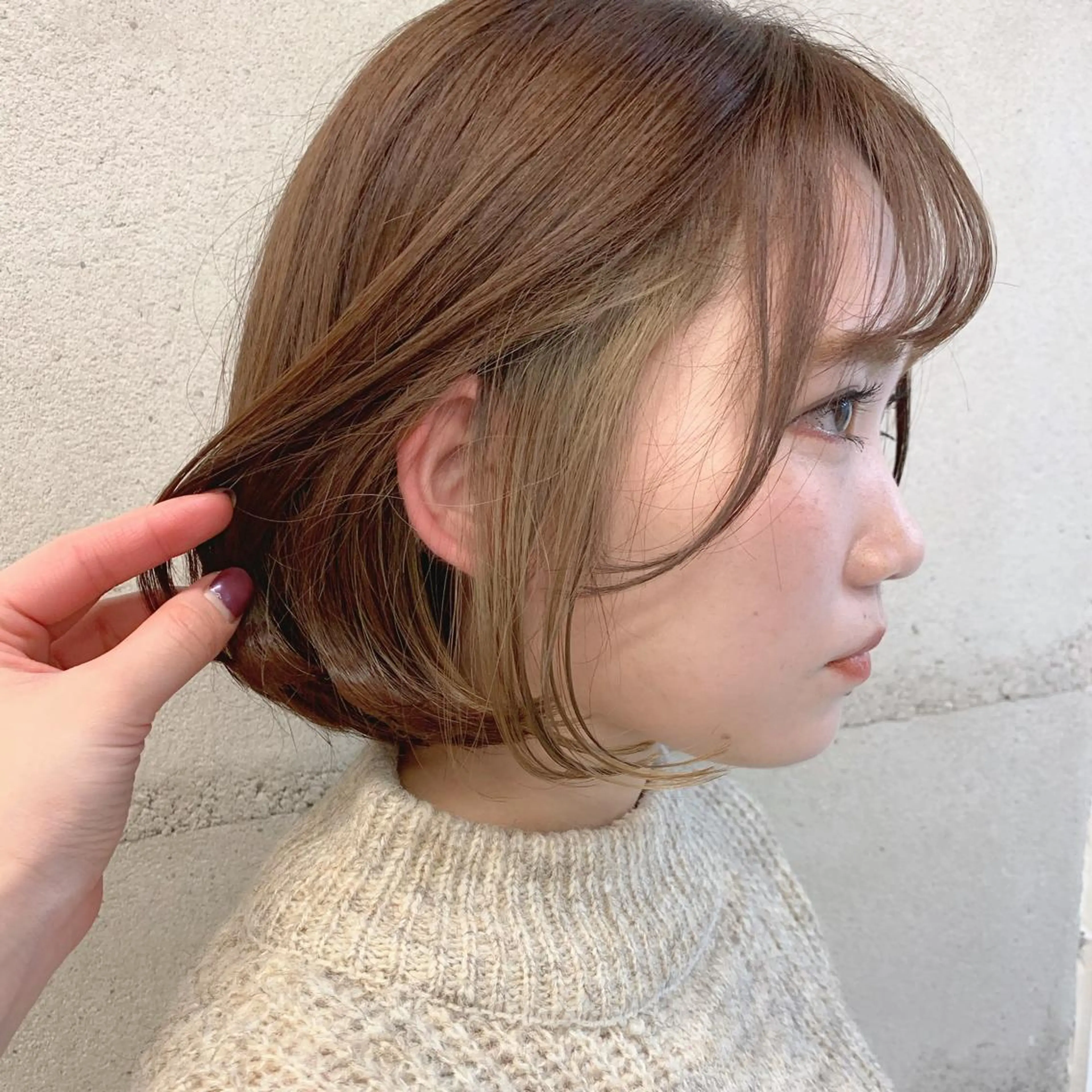 ショート カラー 透明感/オリーブ/ グレージュ/YUKAのヘアスタイル