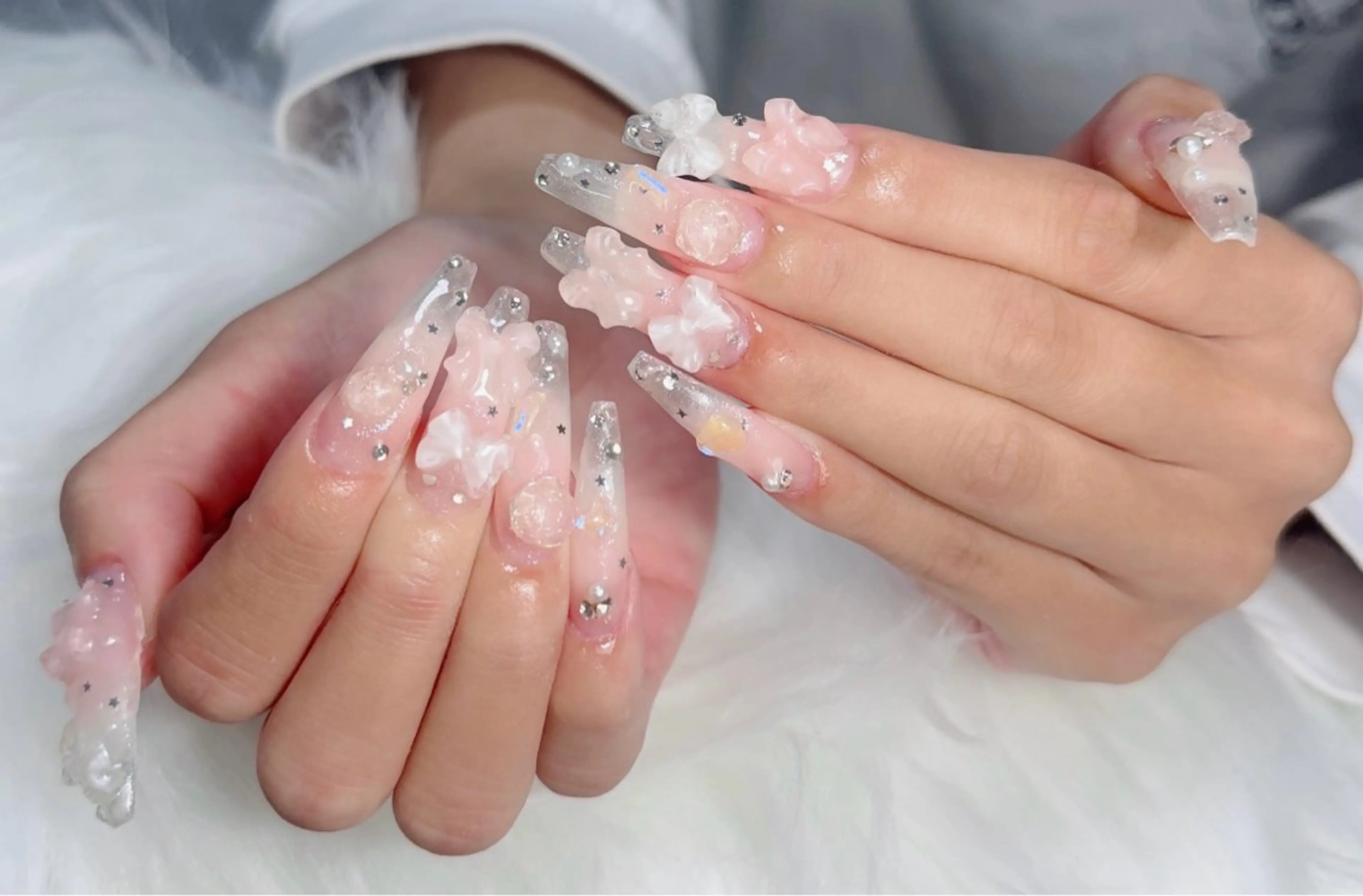 ネイル アートネイル フレンチネイル ジェルネイル 韓国ネイル マグネットネイル Lenie Nail Salonのネイルデザイン