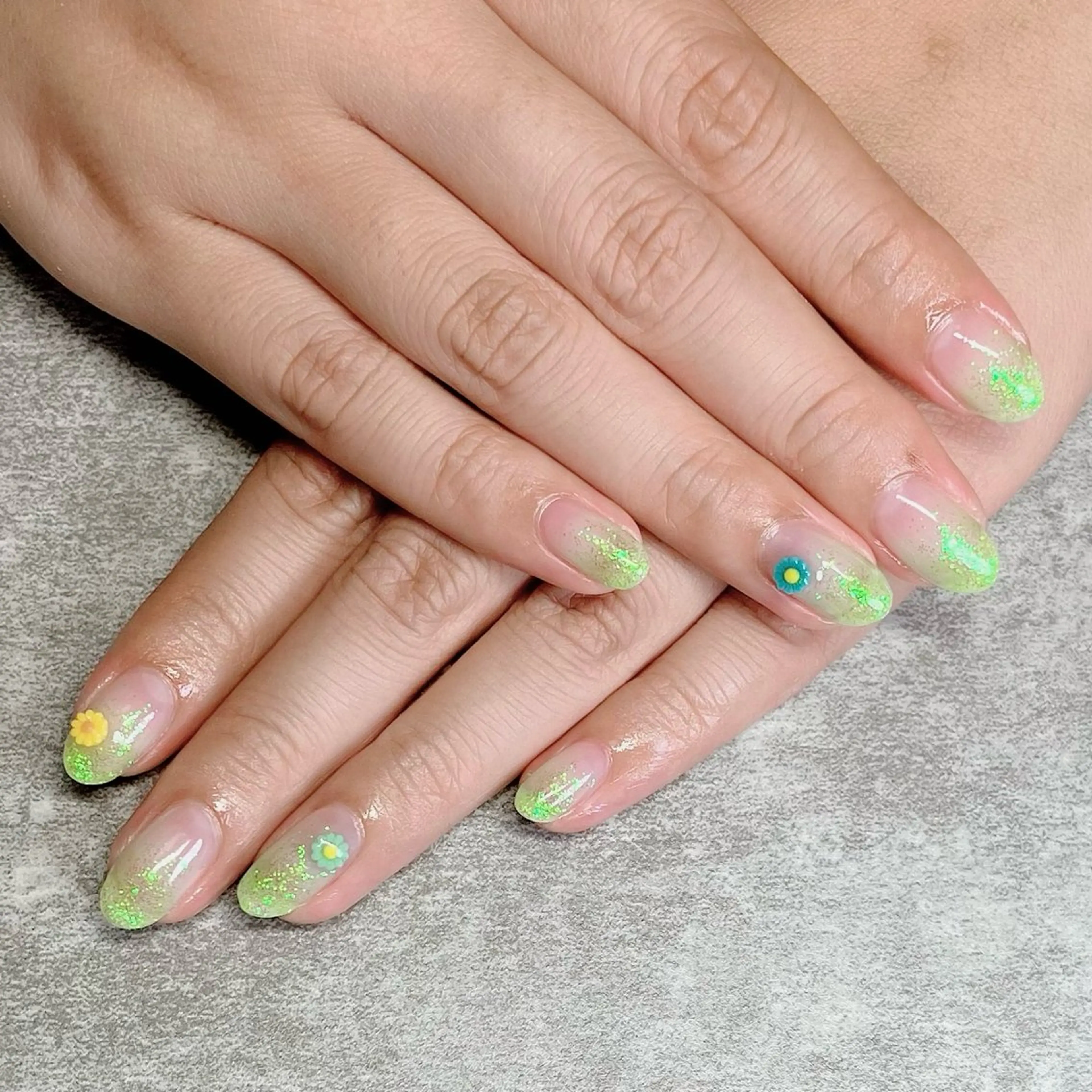 ネイル ハンドネイル ハンドケア haleyume所属・shino🌟 痛ネイルのネイルデザイン