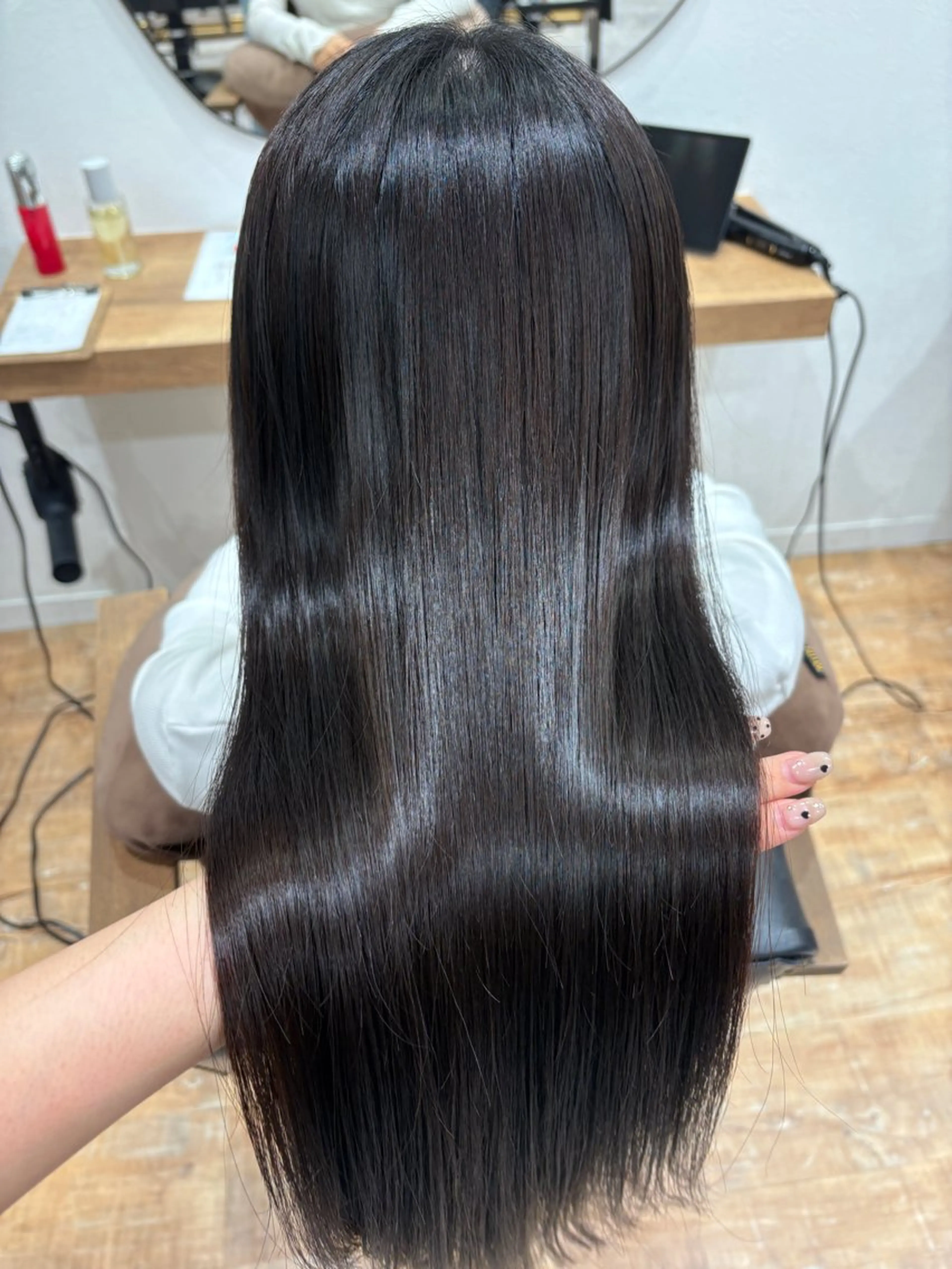 ロング 縮毛矯正 ピンクカラーアレンジ 🩷AYANA🩷のヘアスタイル