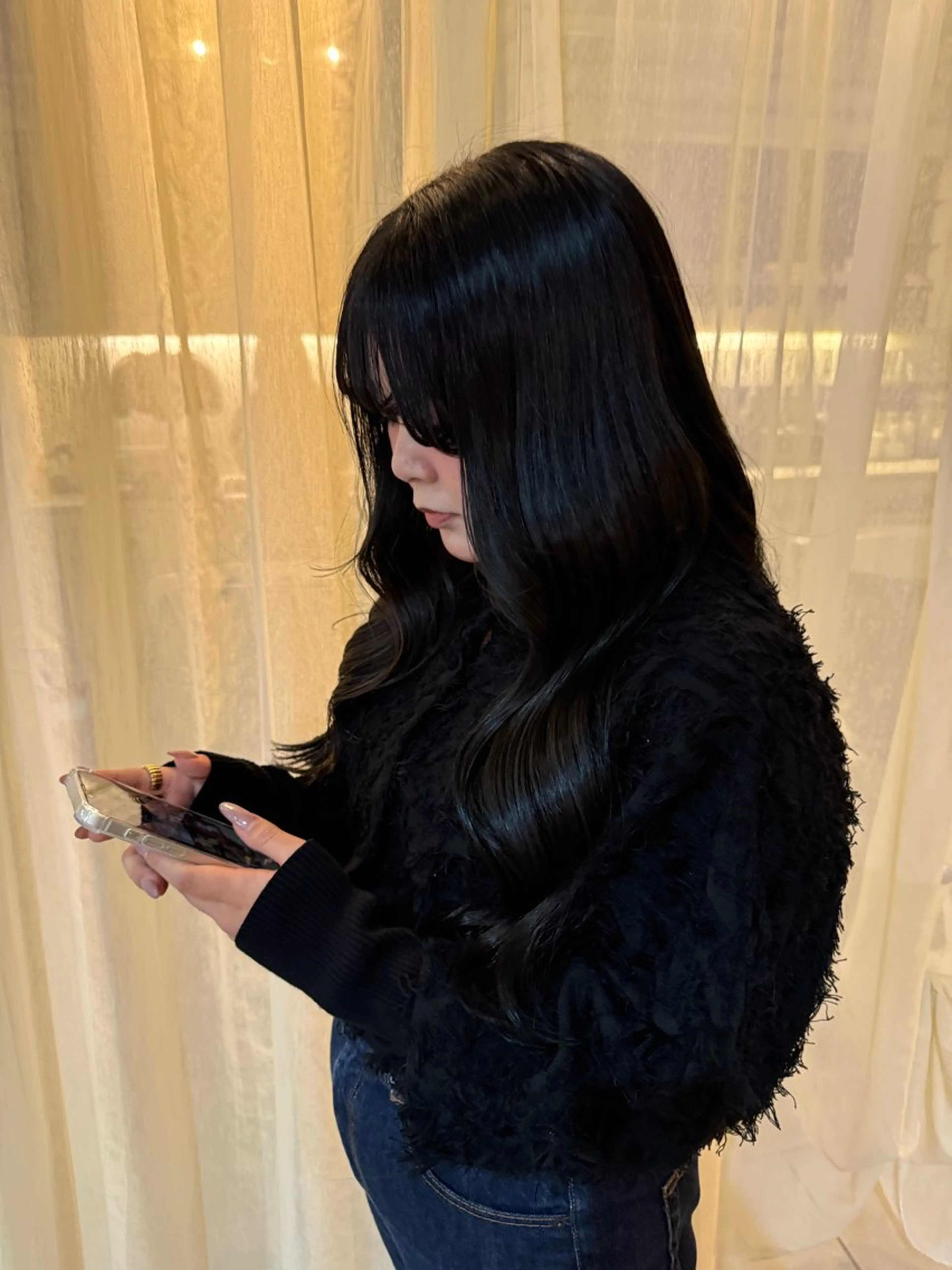 ロング replay所属・藤原 百花のヘアスタイル