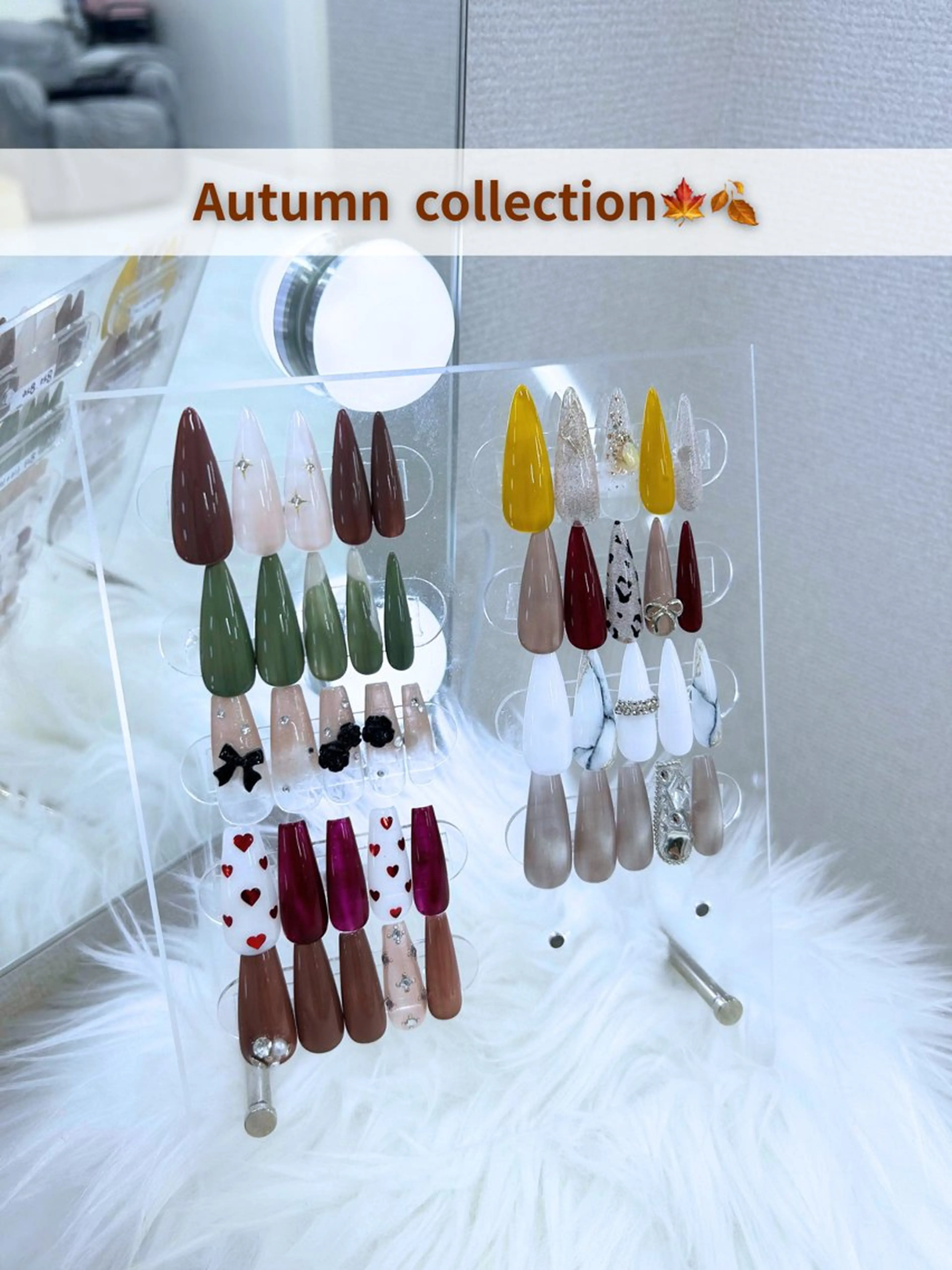 【自爪】オフあり定額Autumnデザイン🍁🍂 10種類程度の中からカラー変更可能！の写真