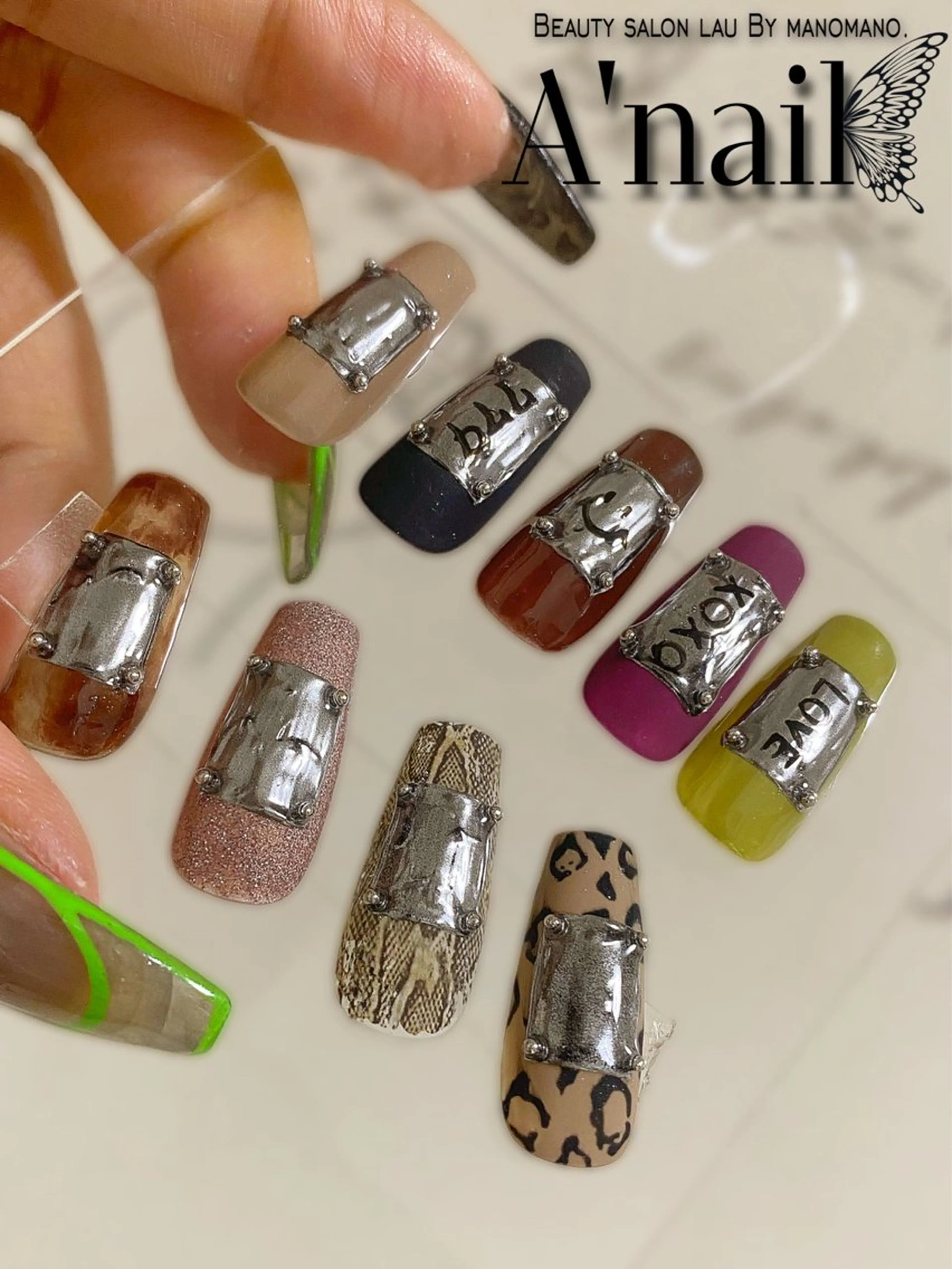 ネイル アートネイル シンプルネイル ラウバイマノマノ✧ ARISSA🦋💜のネイルデザイン