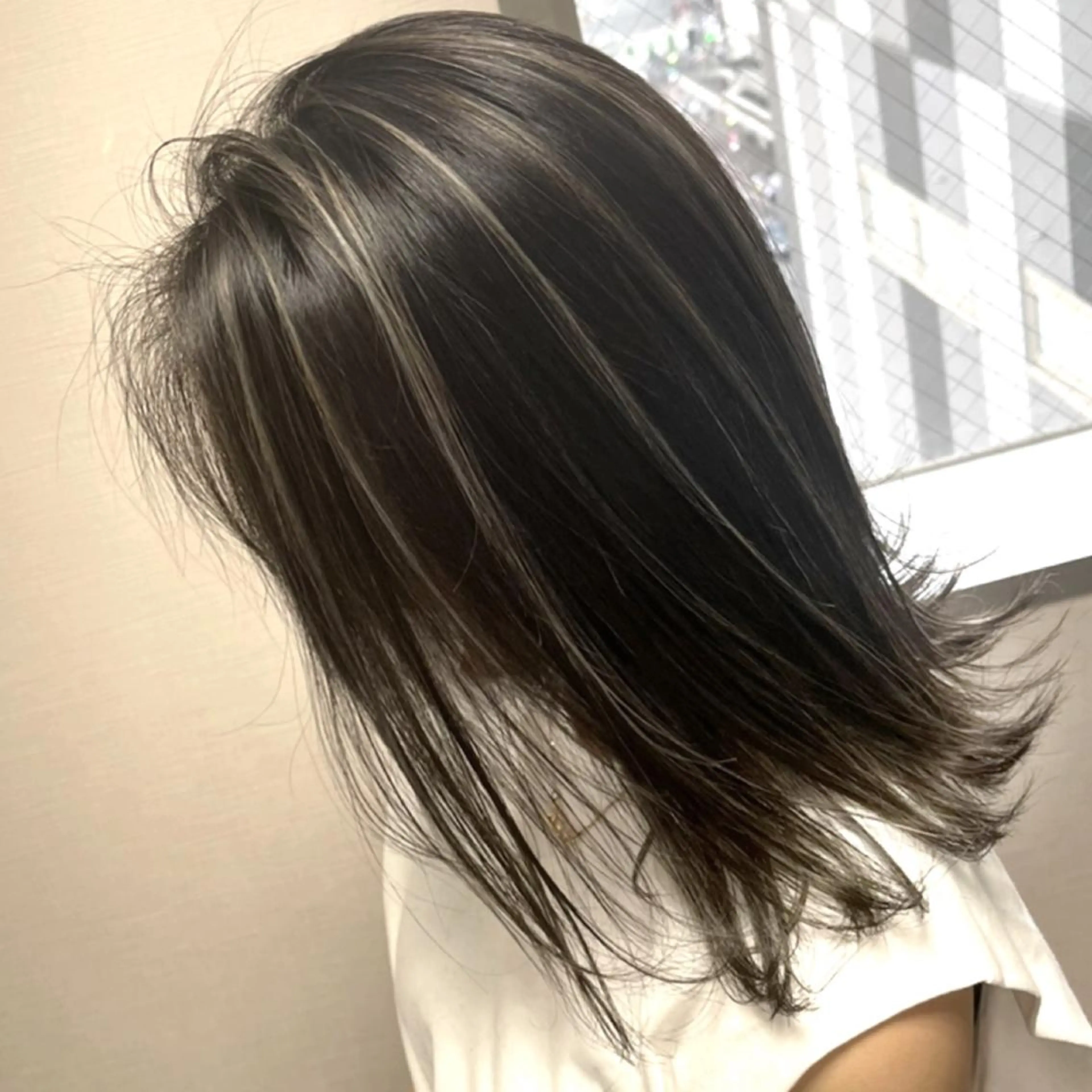 ミディアム カラー ハイライトカラー ハイライト カット ヘアカラー 松井那津子 /ハイライトブリーチのヘアスタイル