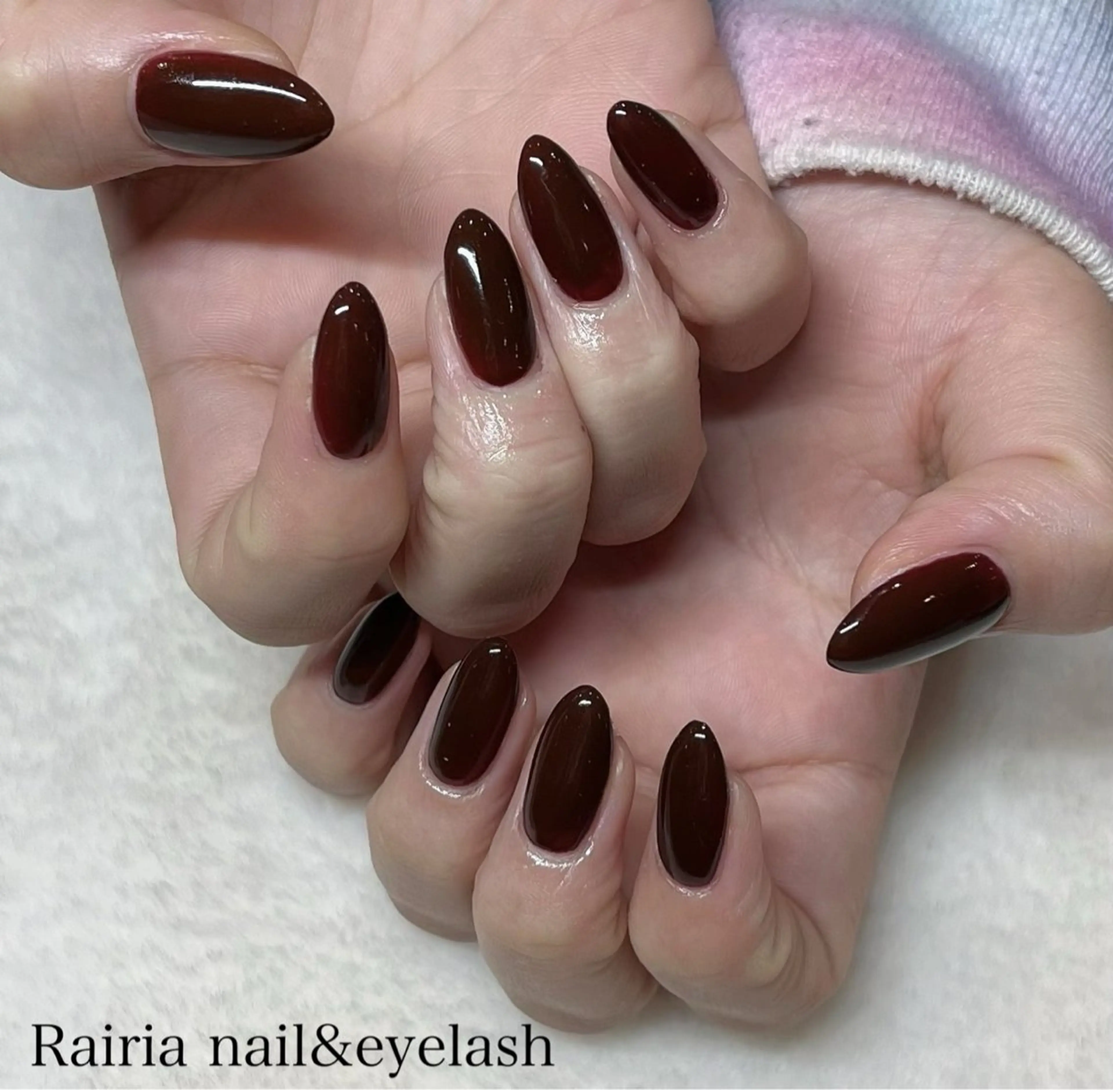 ネイル Rairia   nail所属・屋敷 理奈のネイルデザイン