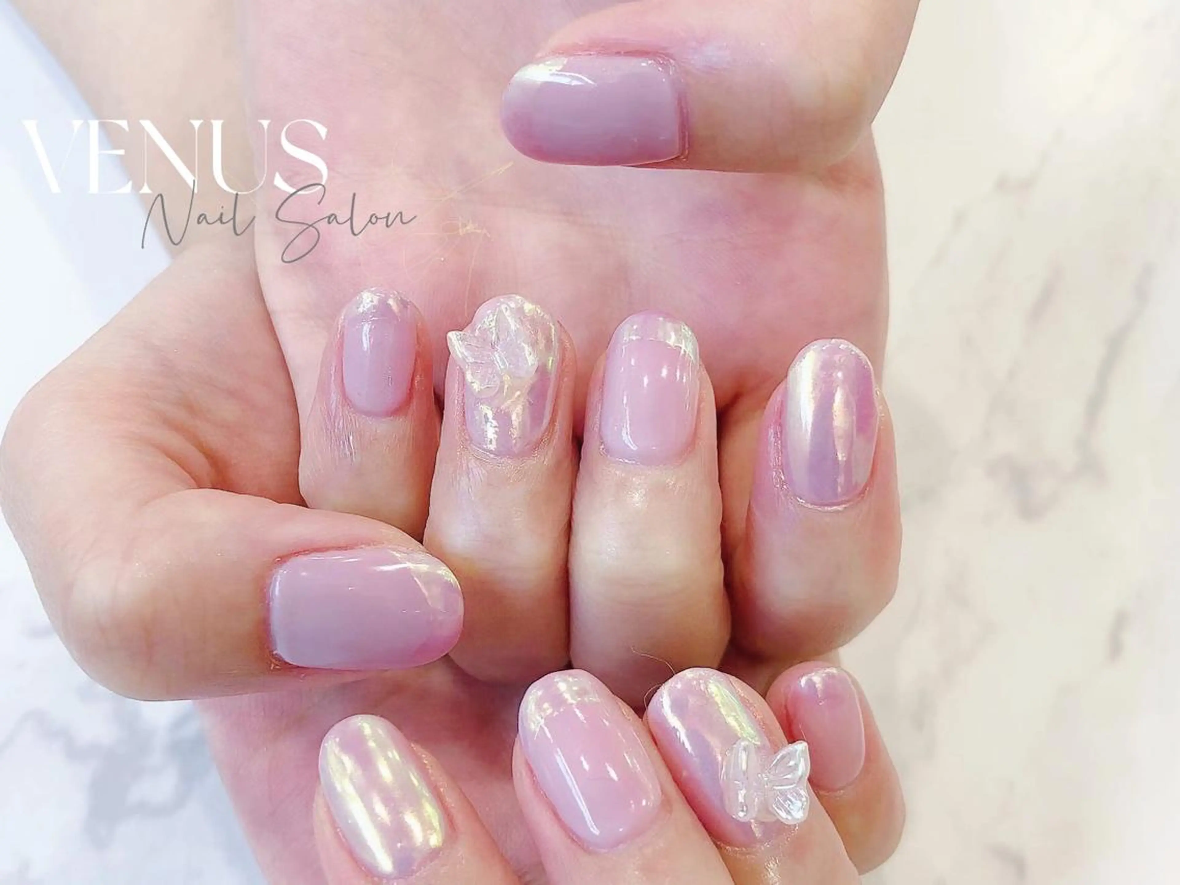 ミディアム VENUS Nail ★池袋徒歩2分のネイルデザイン