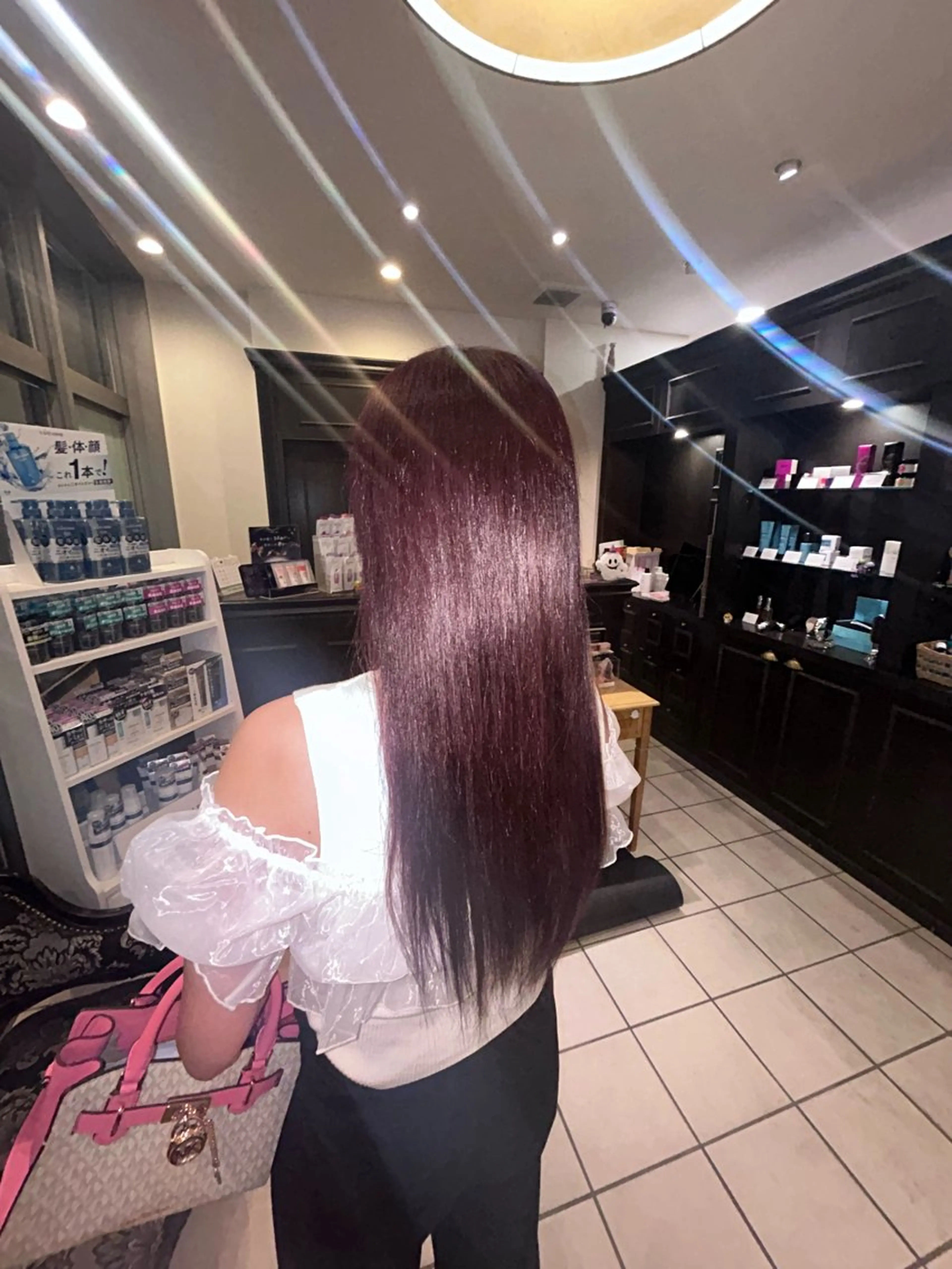 ロング カラー ブリーチ 若林 綾乃のヘアスタイル