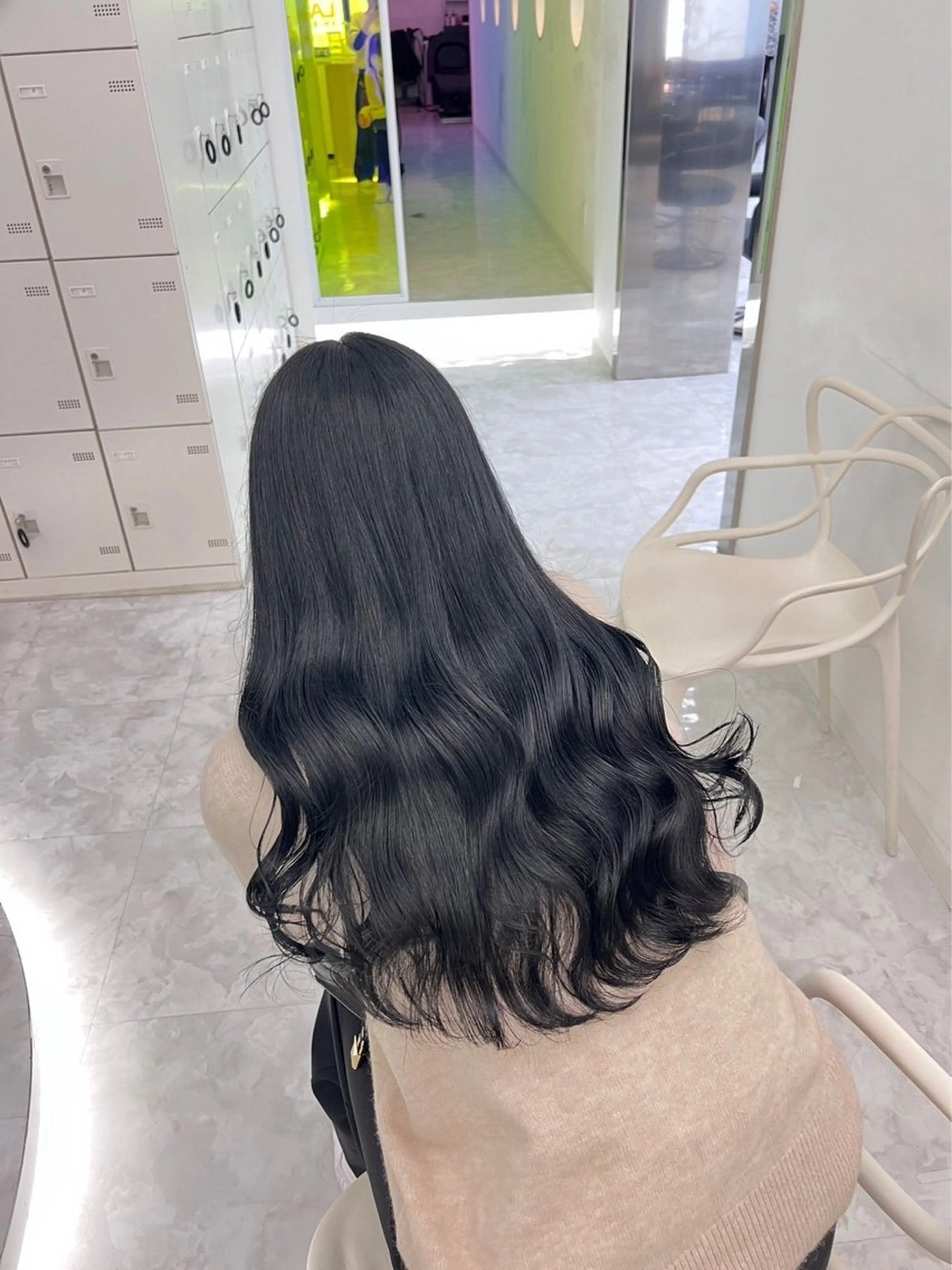 【💎就活生向け💎】ブルーブラックなど暗髪カラー➕炭酸泉spa🧴➕ストレートorコテ巻き仕上げ🛁🪞の写真