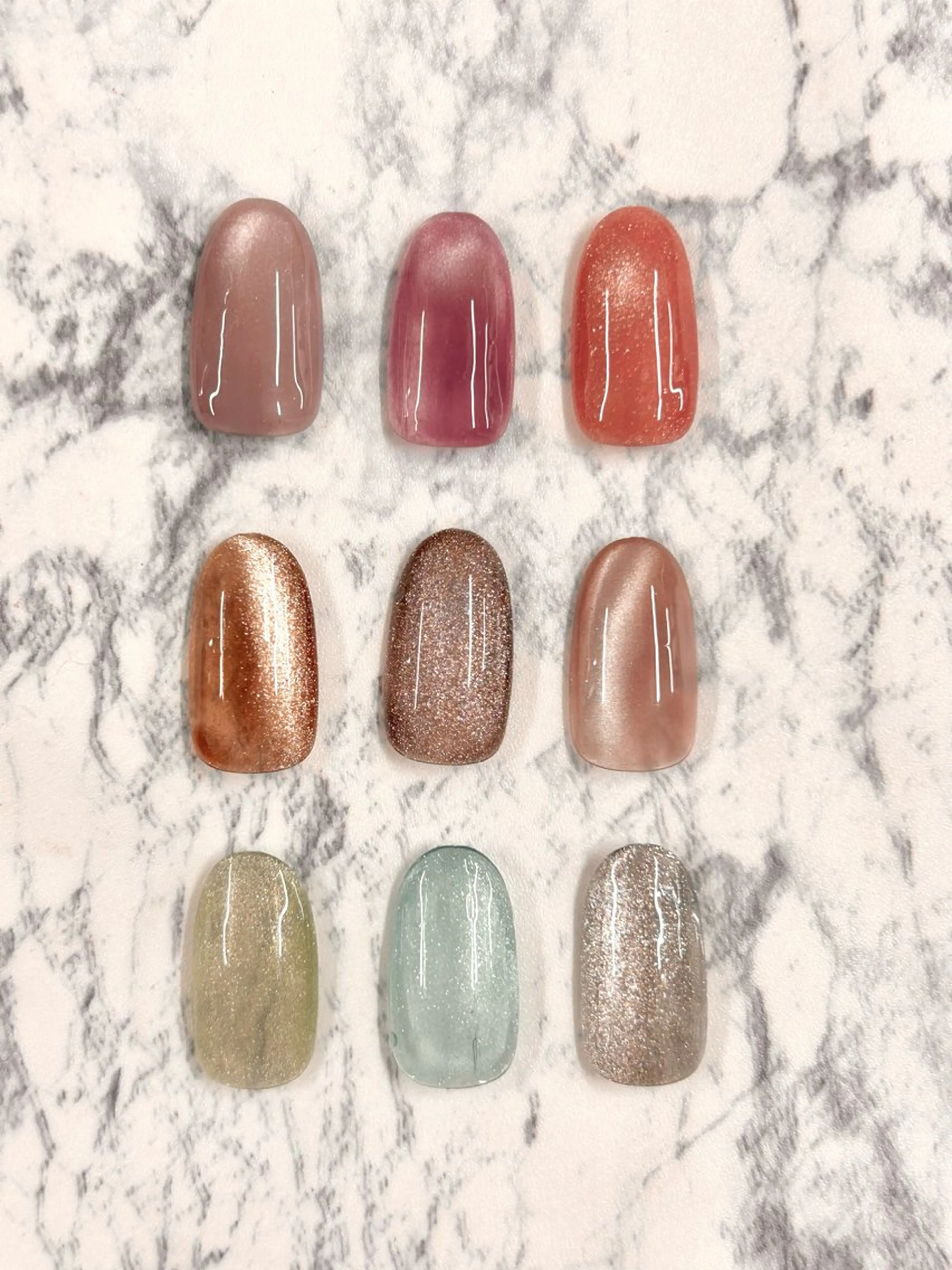 【オフあり】 💖うるキラ マグネットネイル💖 【12月限定】ミニモクーポン🎄の写真