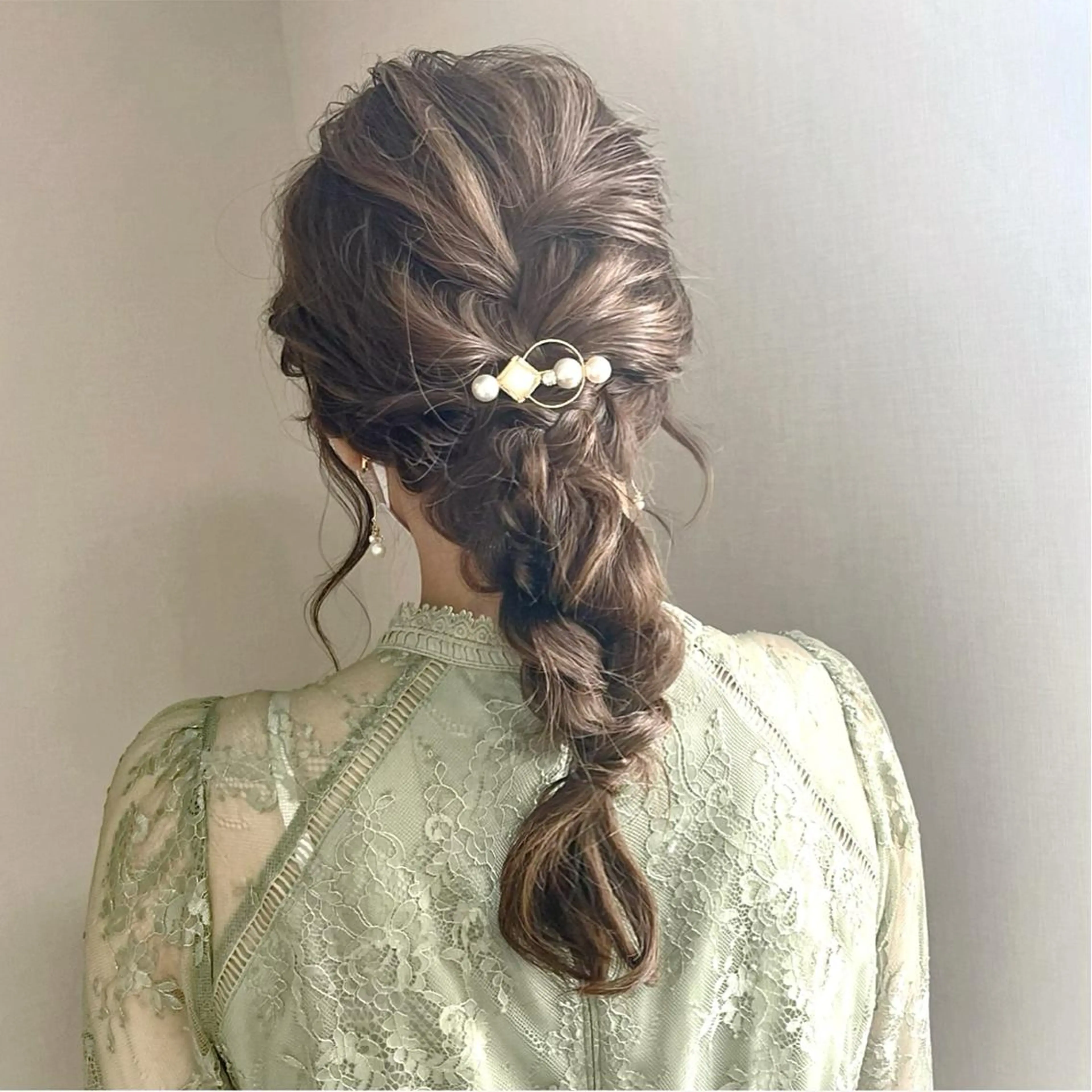 大宮駅前💫結婚式ヘアセット、ヘアアレンジ ❣️巻き下ろしのみもOK❣️急なお出かけにも🎶の写真