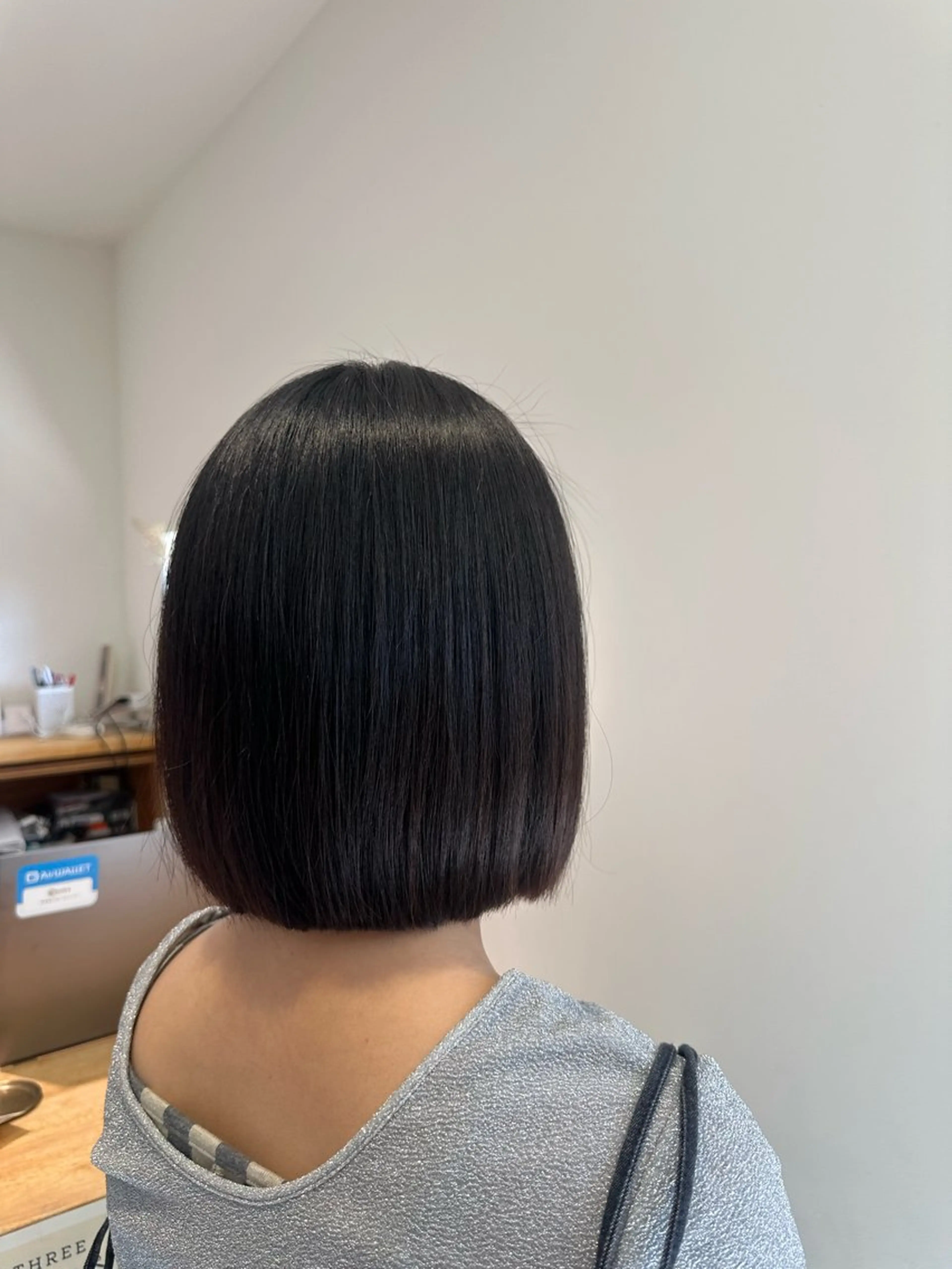 ミディアム ボブ カット レイヤー/蟹江/ くすみカラー/川口のヘアスタイル