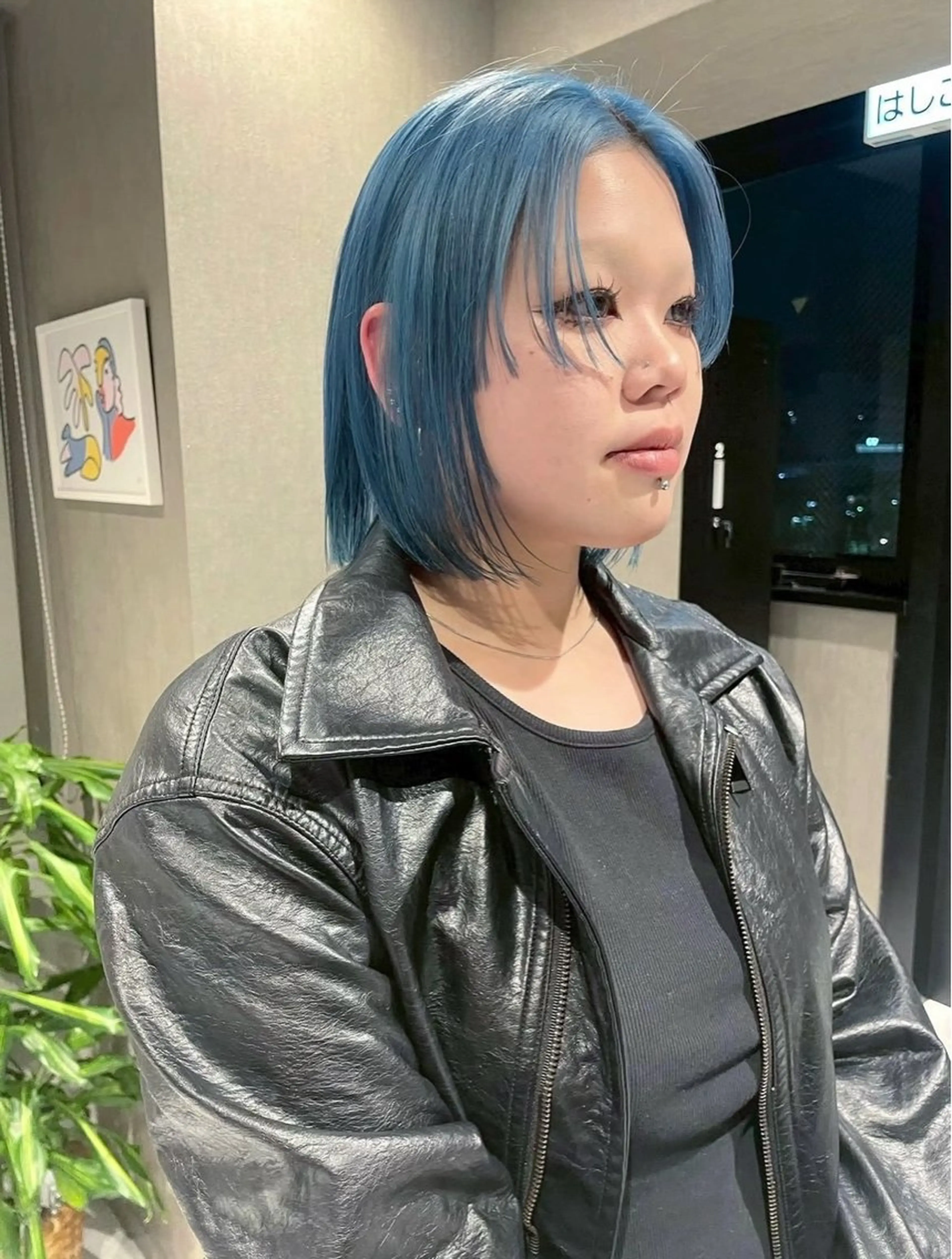 ショート カラー 切りっぱなしボブ ボブ カット ヘアカラー トリートメント さと ちはるのヘアスタイル