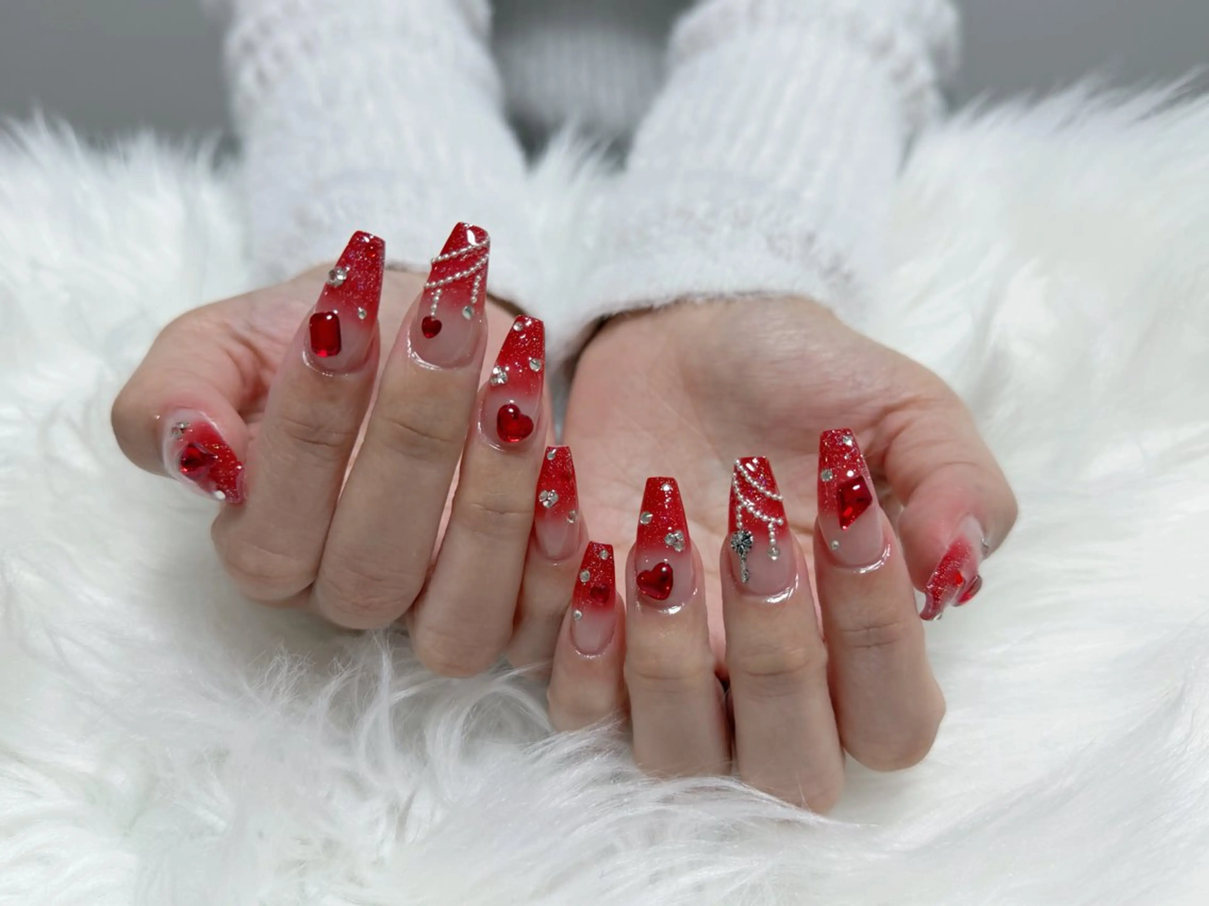 ネイル ハンドネイル BERA NAILSのネイルデザイン