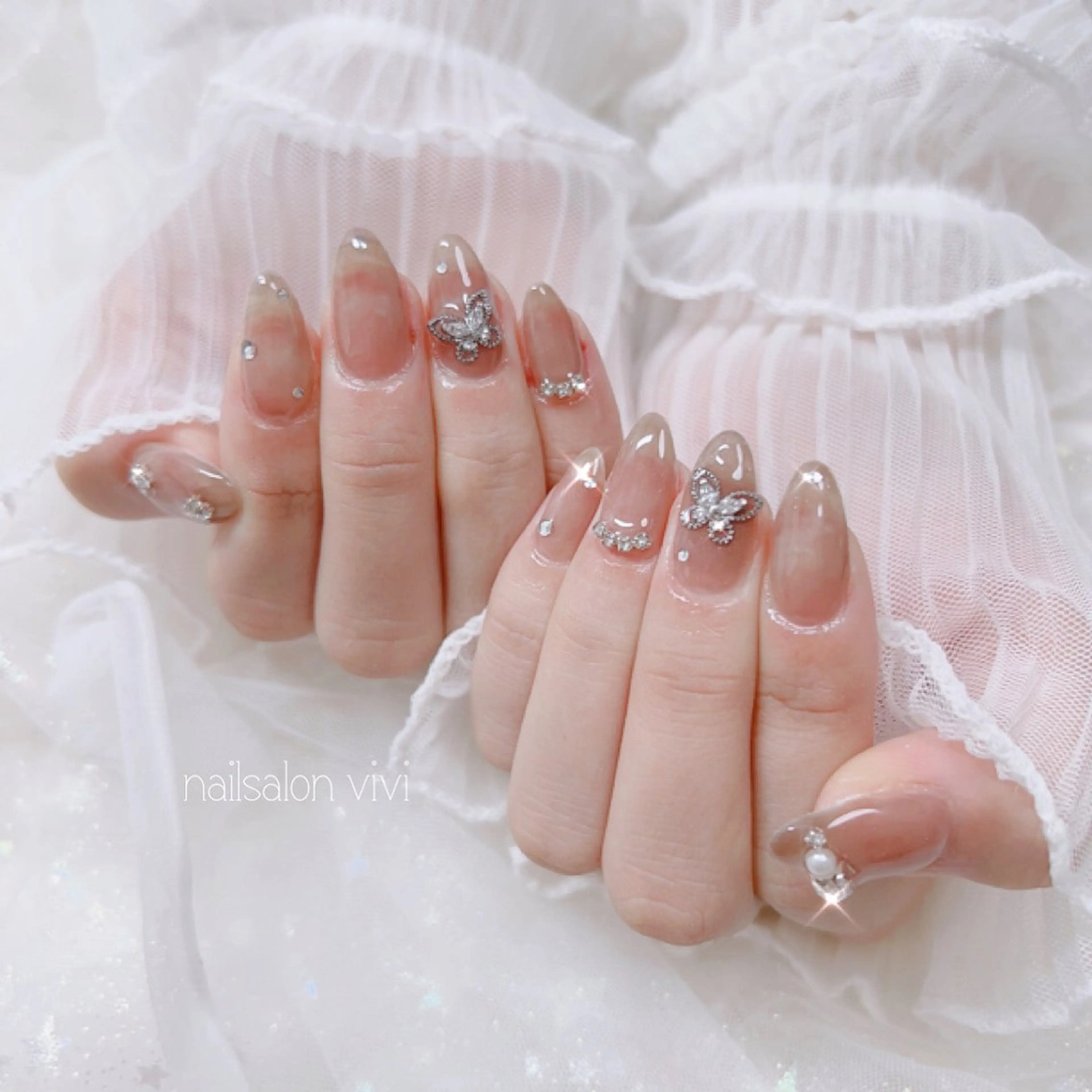 ネイル ＶＩＶＩ nailsalonのネイルデザイン
