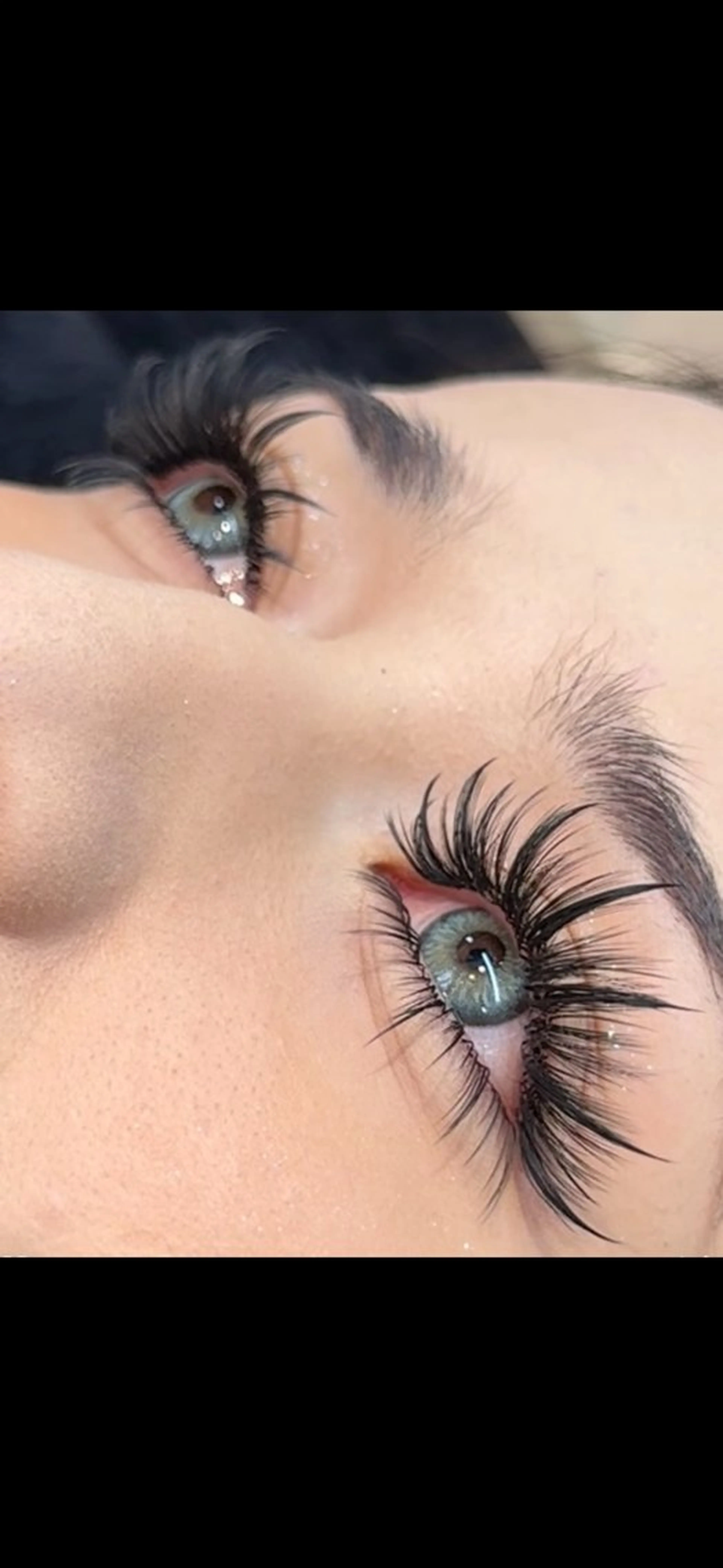 (マツエク)ワンホン上下160束下つけ放題コーティング付きの写真