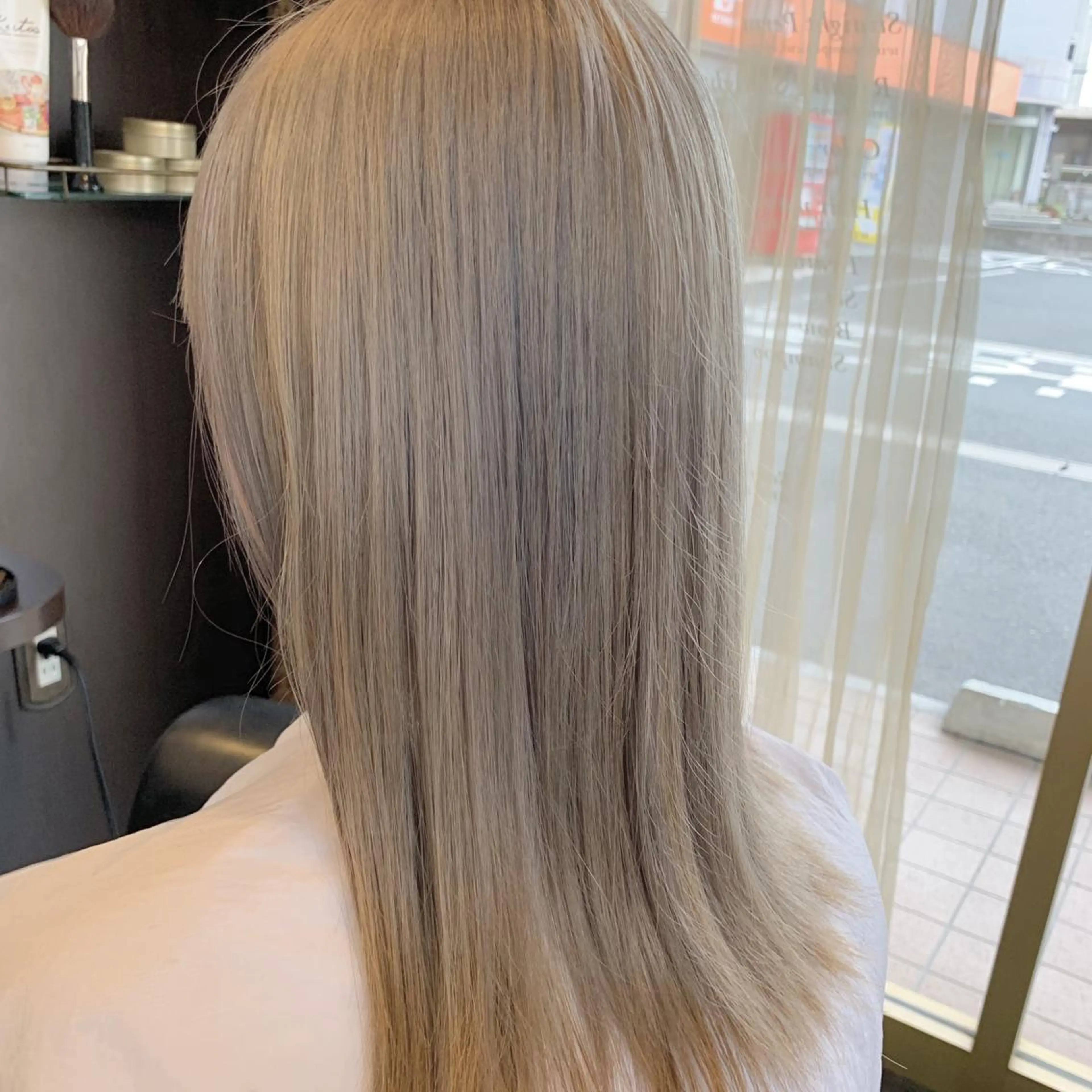 セミロング カラー 🪞上品で可愛い韓国 ヘア🪞Rikutoのヘアスタイル