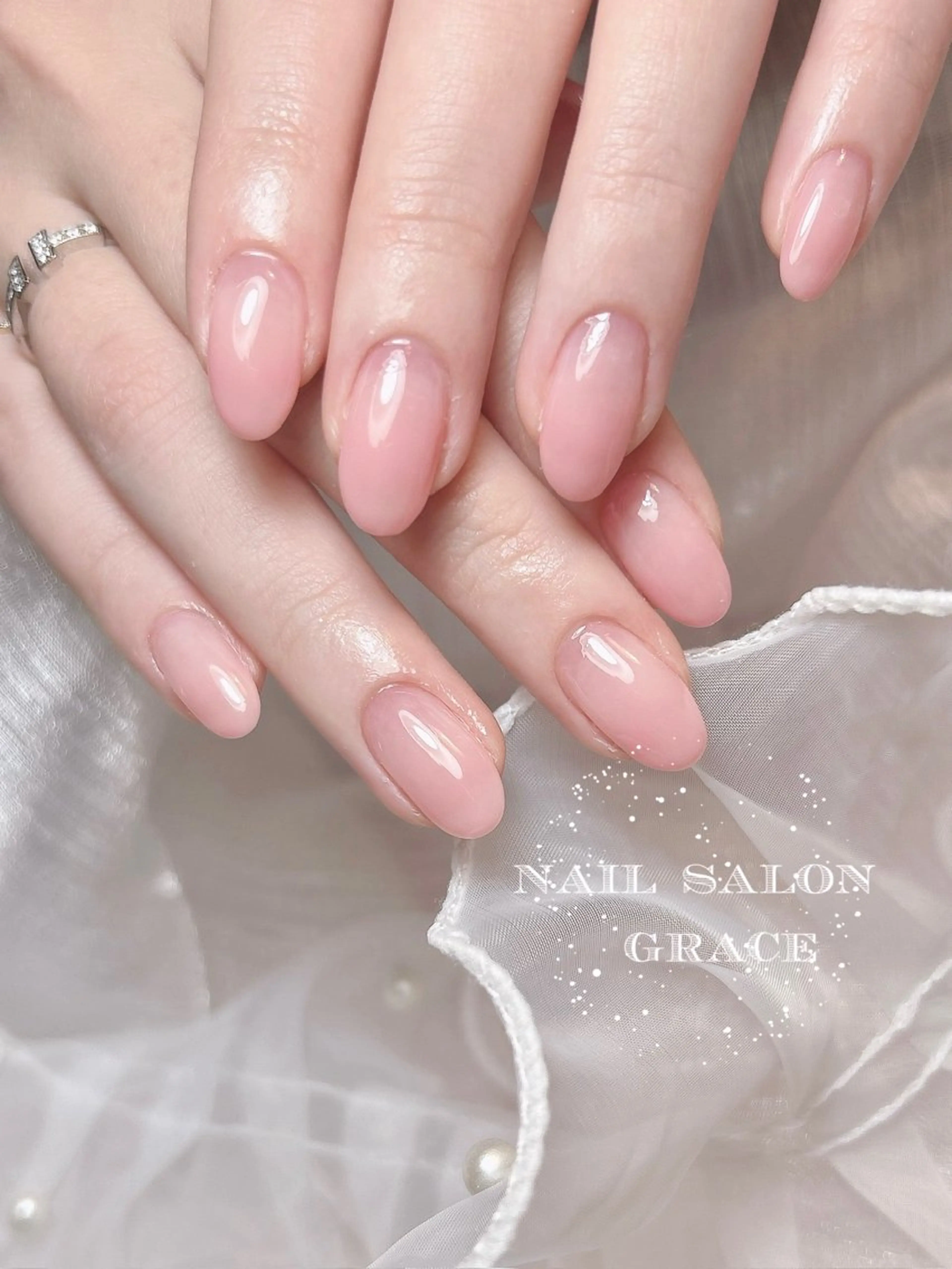 ネイル グラデーション ワンカラーネイル ハンドネイル nailsalon GRACE所属・GRACE nailのネイルデザイン