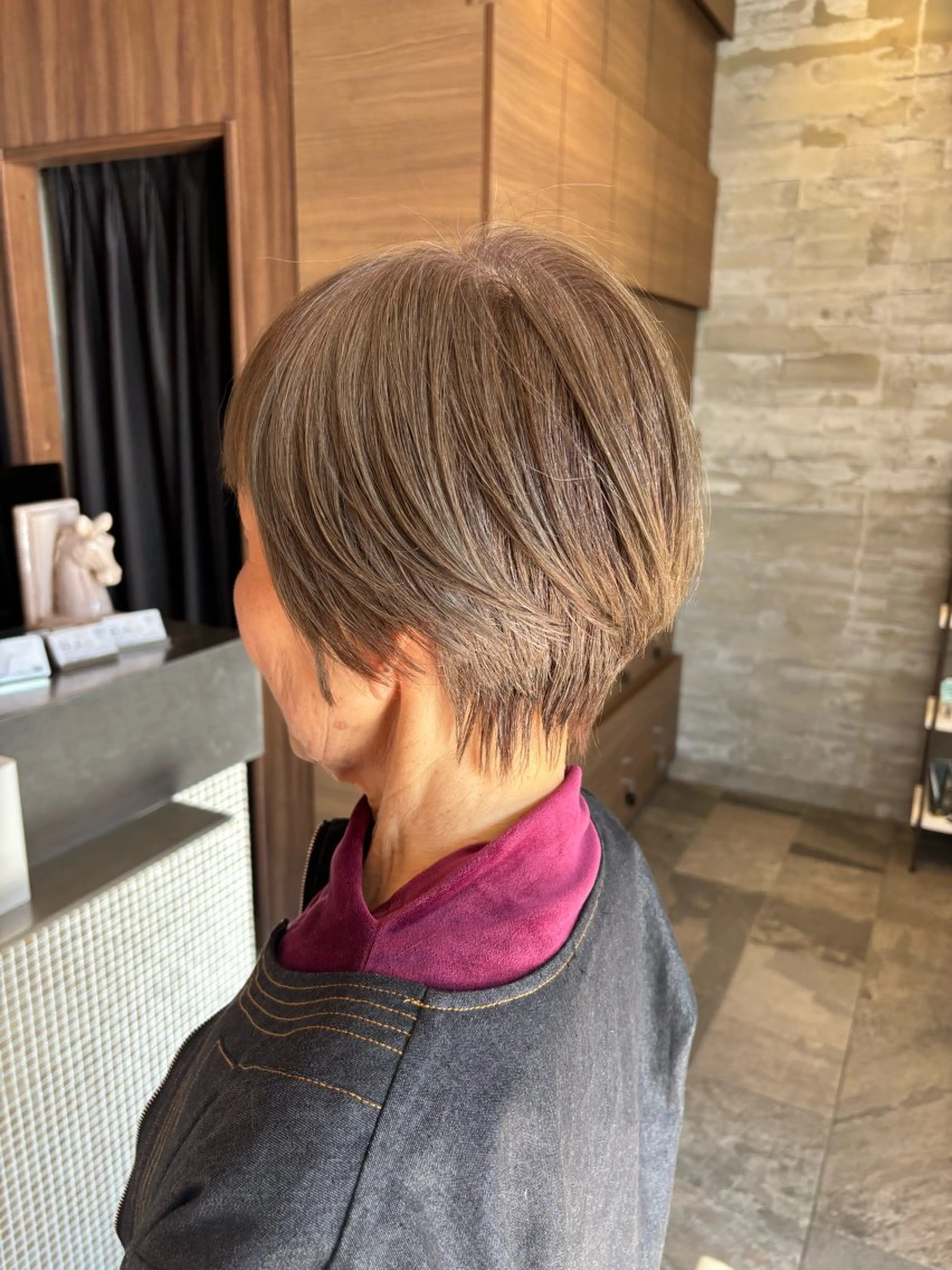 ショート ヘアカラー トリートメント 白髪ぼかし＆ショート 💎YUMAのヘアスタイル