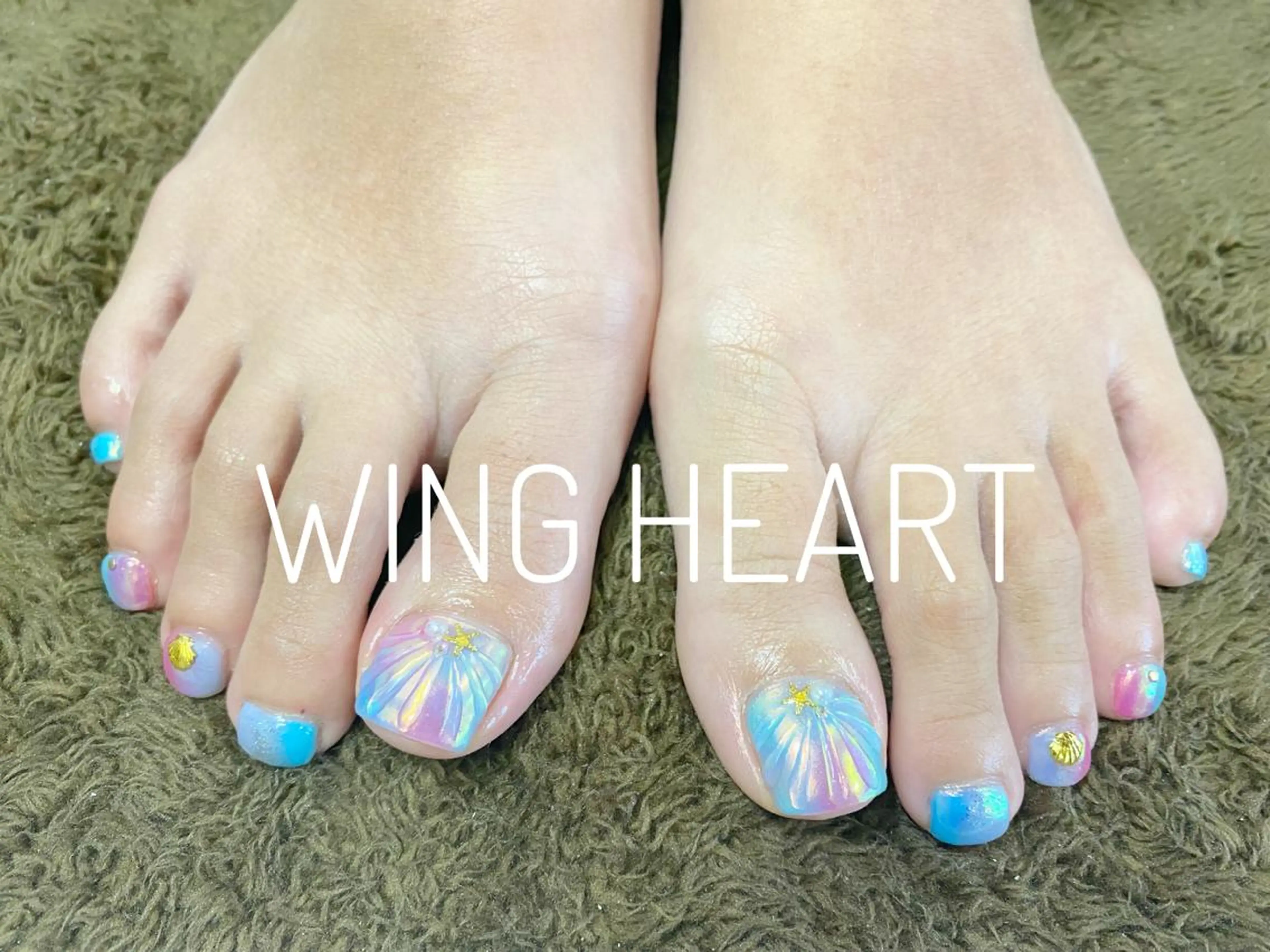 ネイル フットネイル O. AKINAのネイルデザイン