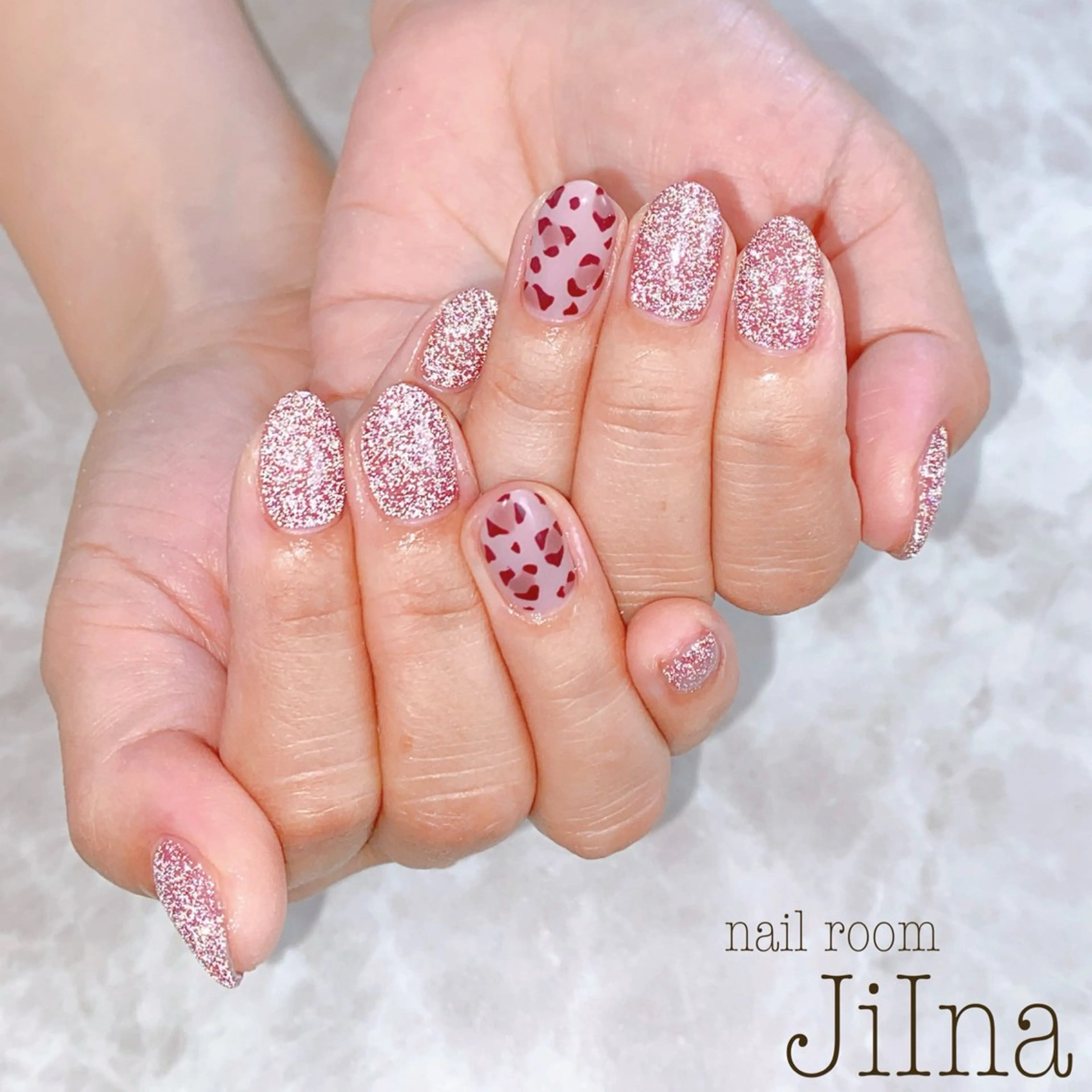 ネイル アニマル柄 フラッシュネイル JiIna nailのネイルデザイン