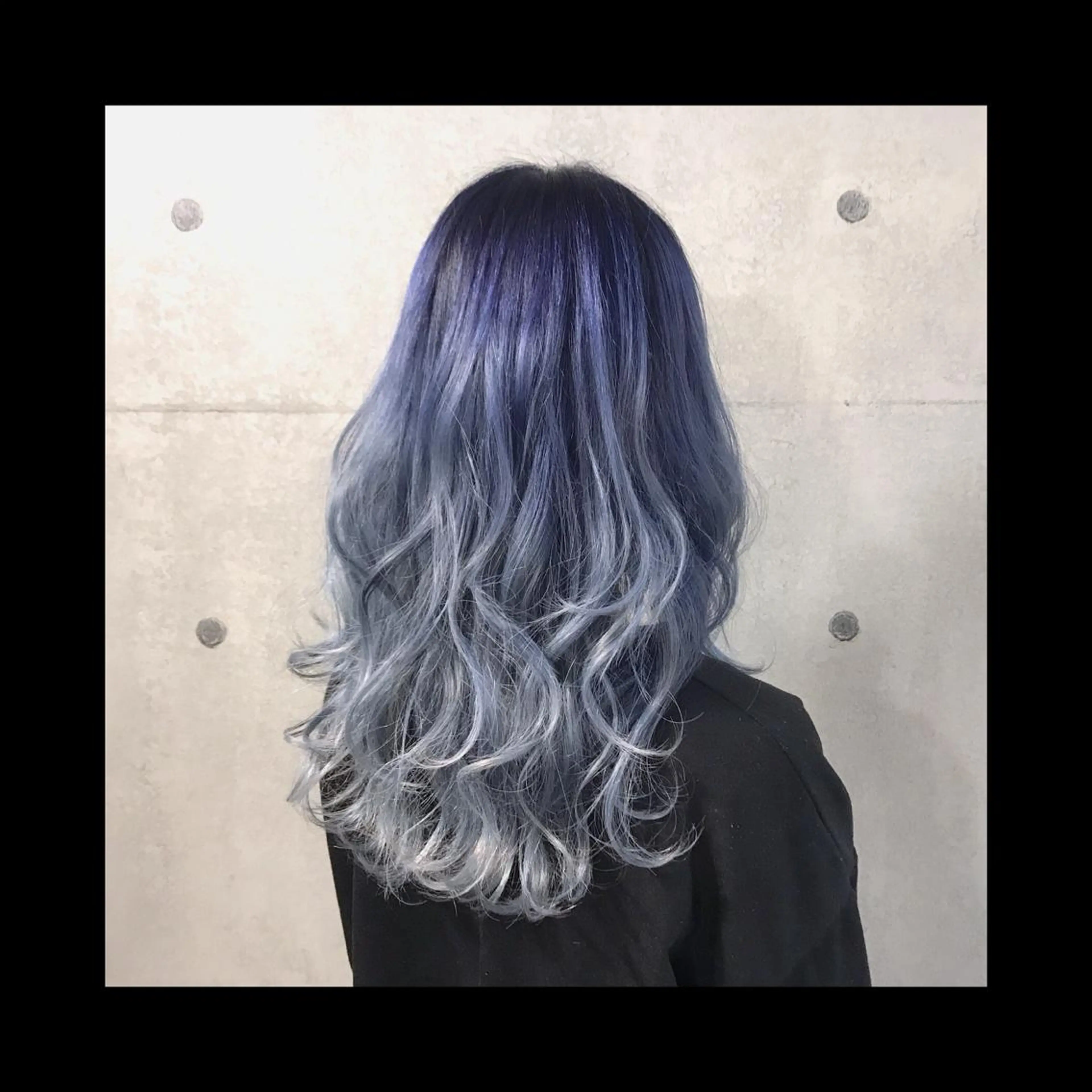 ロング カラー ヘアカラー 及川シゲル 髪質改善講師のヘアスタイル