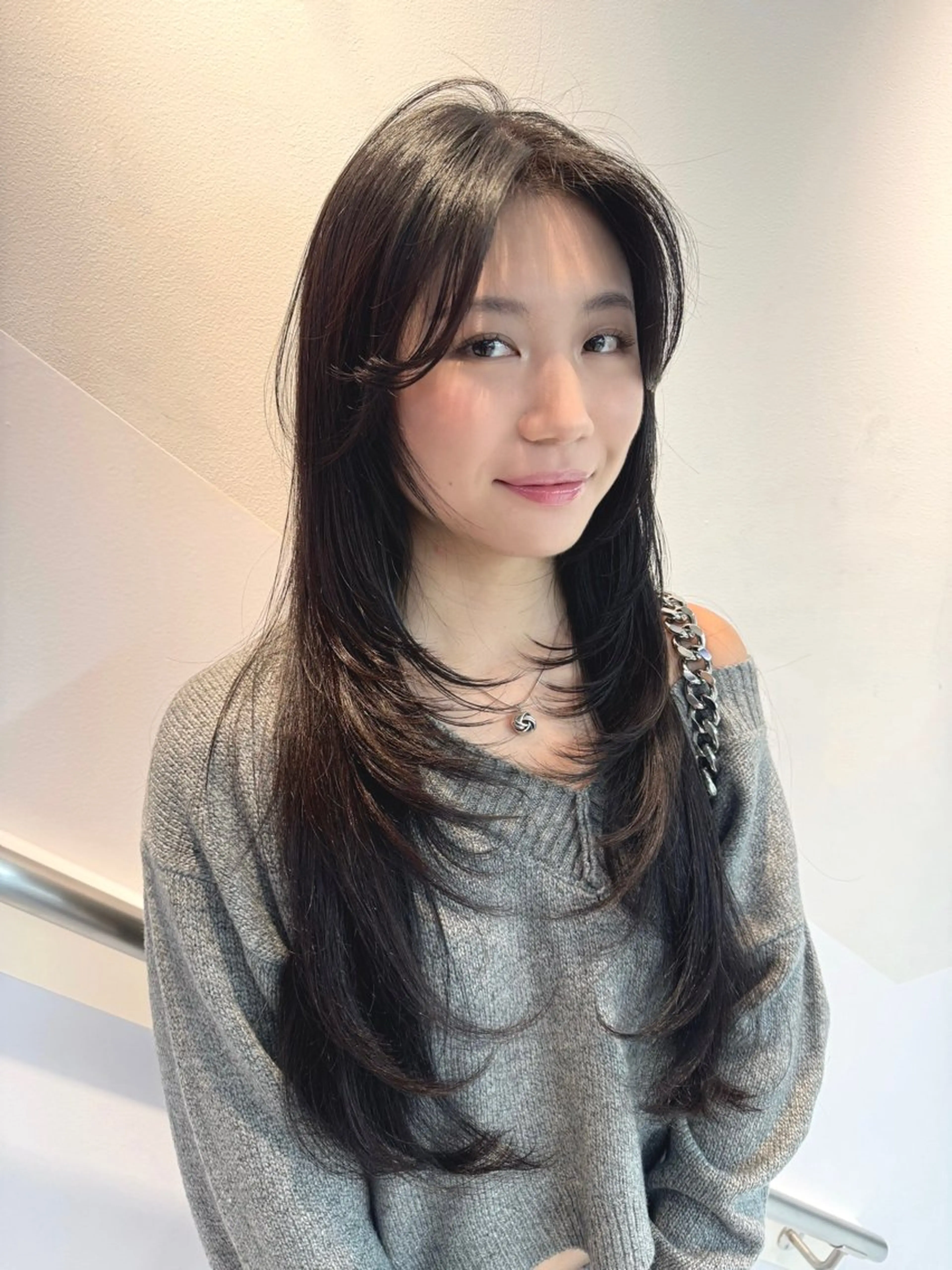 【撮影モデル】ロングレイヤーカットの写真