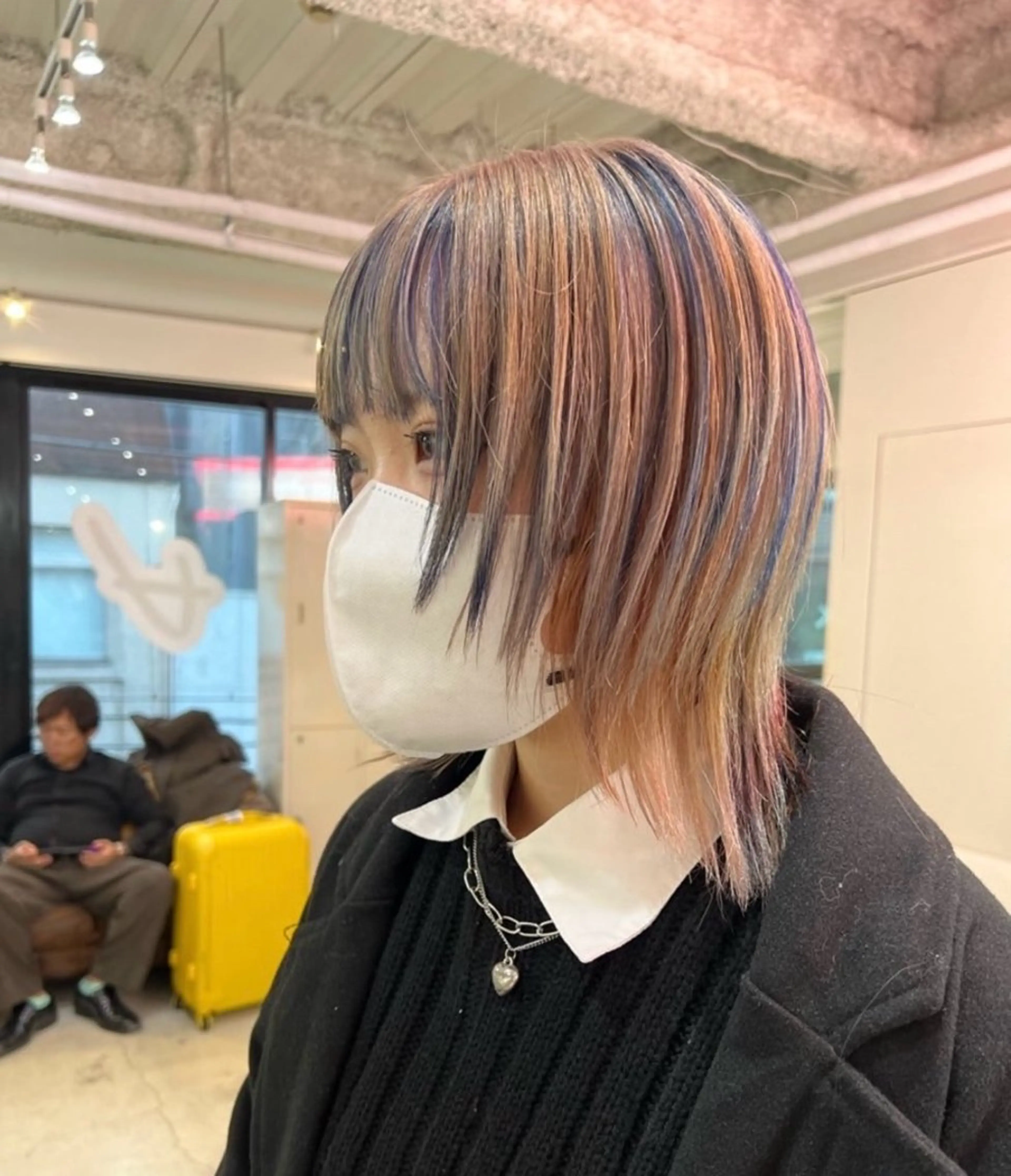 ミディアム 💎艶ハイトーン/ ハルカ💎のヘアスタイル