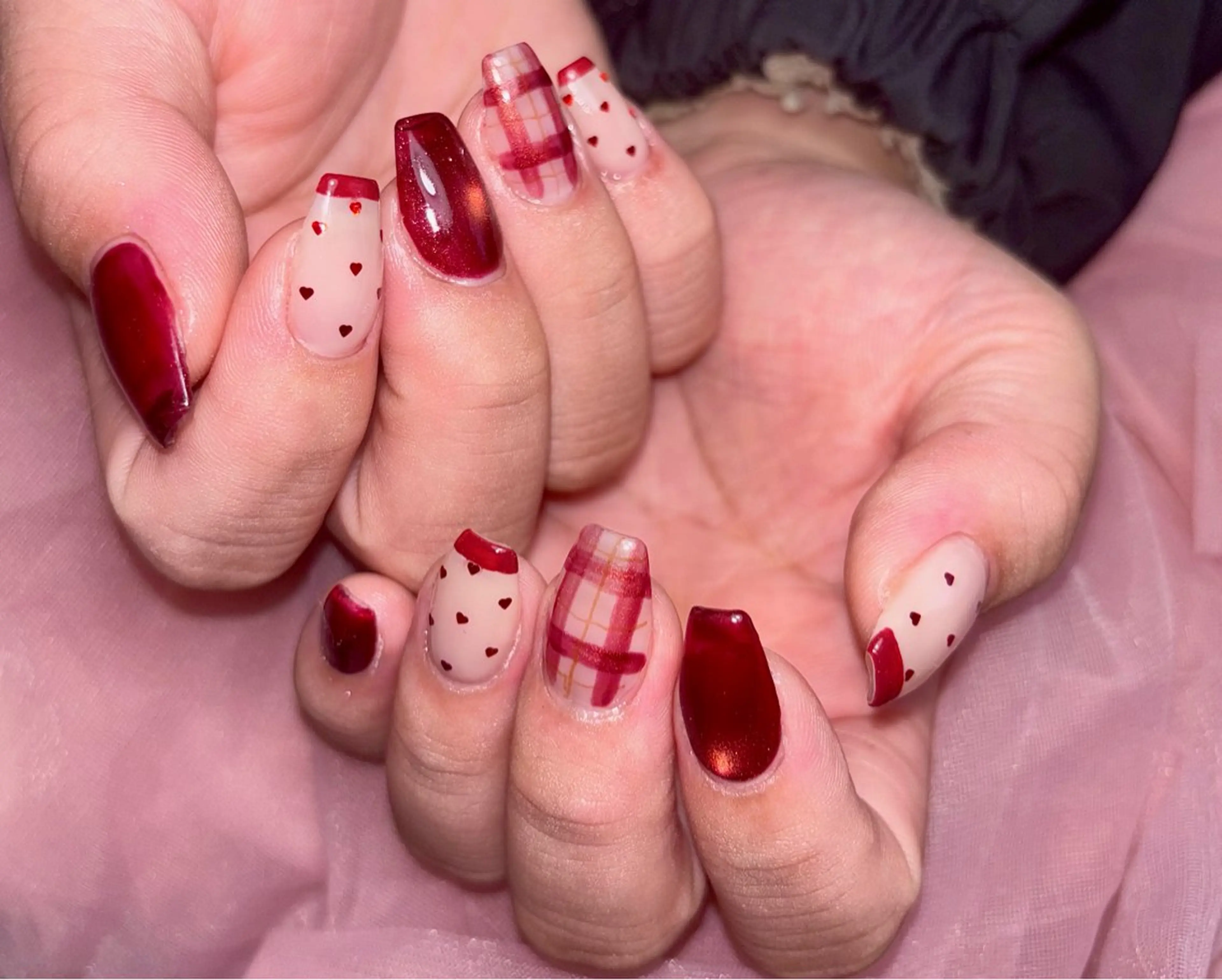 ネイル ハンドネイル 𝐁𝐞𝐥𝐥 𝐦𝐞のネイルデザイン