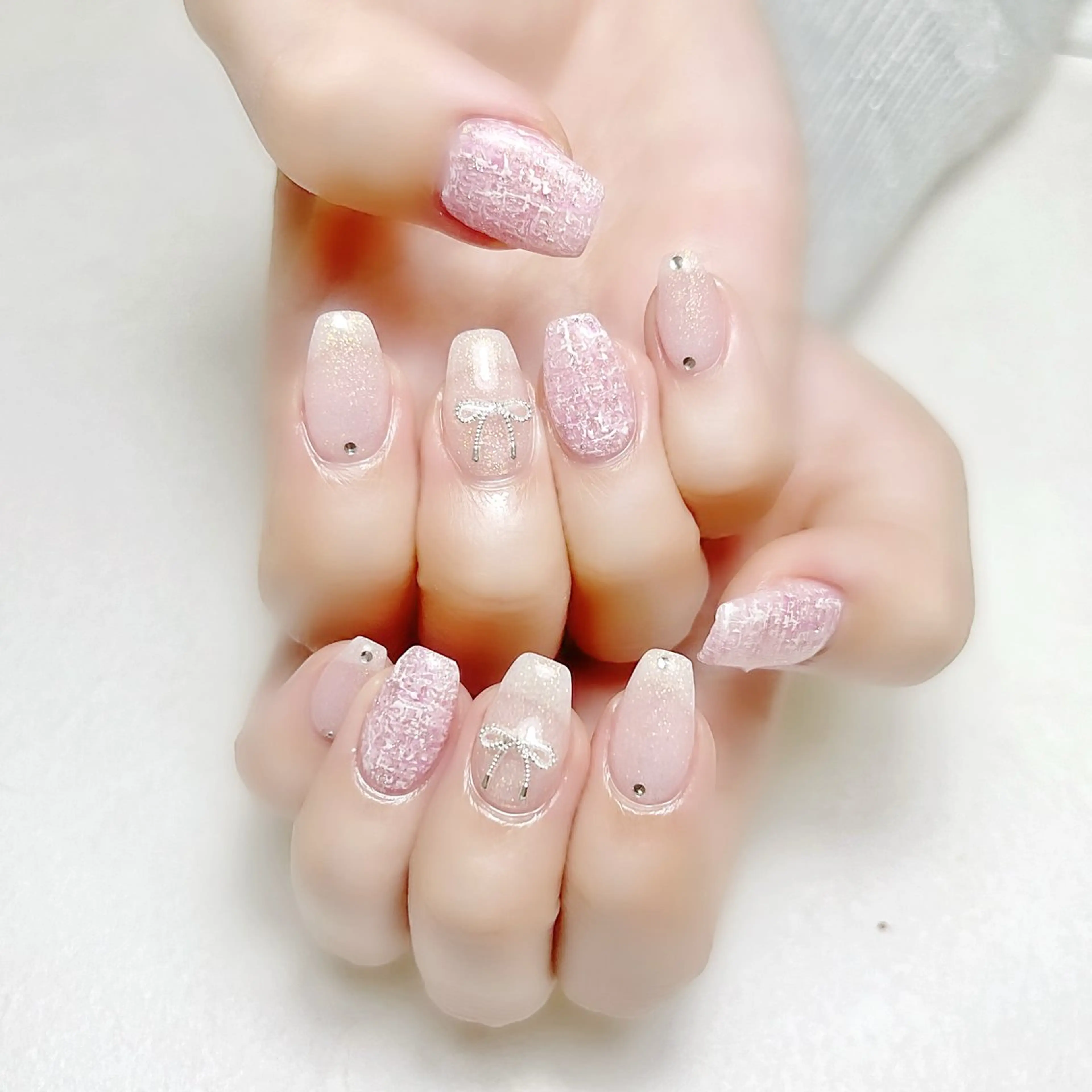 ネイル ジェルネイル 韓国ネイル ラメ(グリッター) ピンク リボン rouse nail RISATOのネイルデザイン