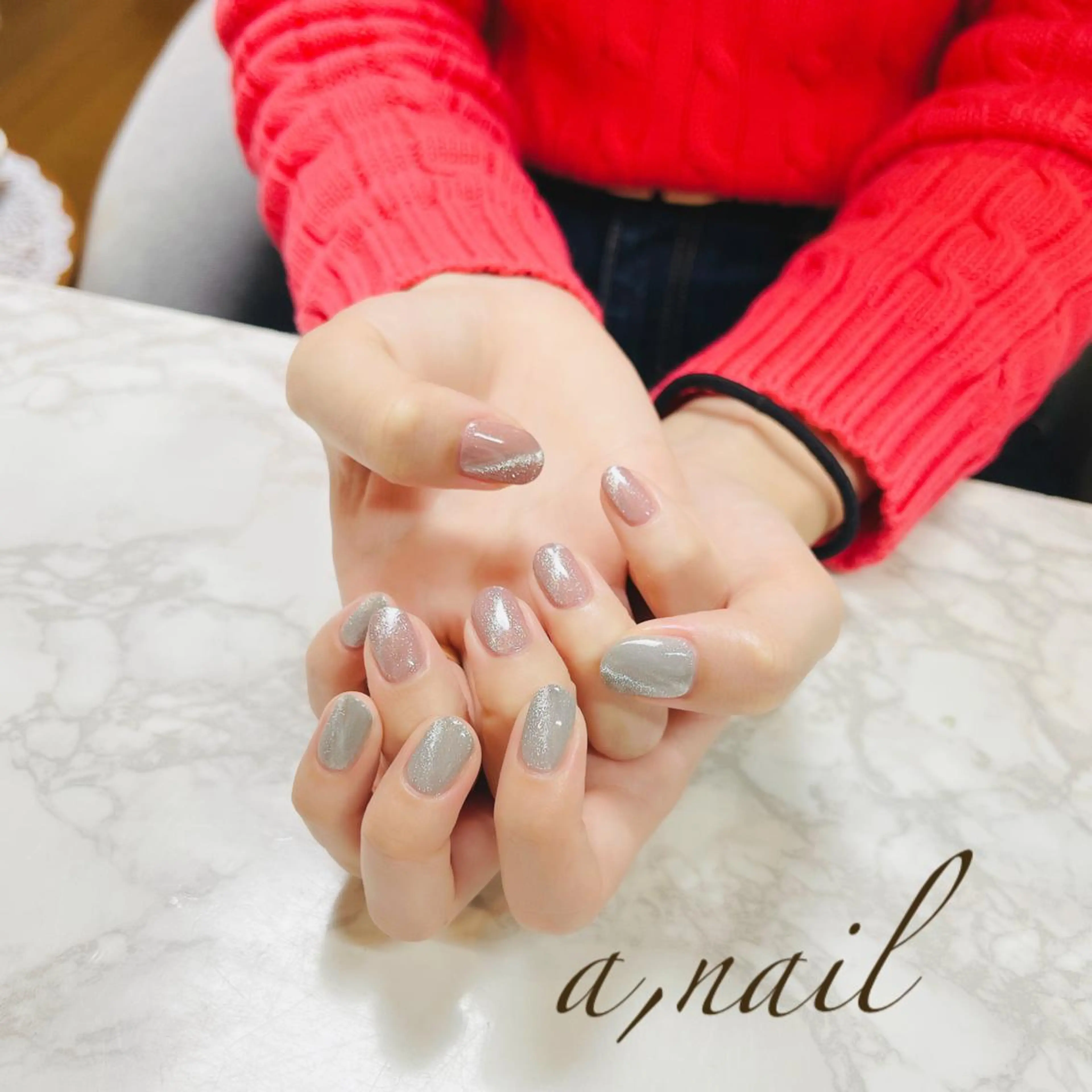 ネイル フットネイル ジェルネイル グラデーション キラキラネイル マグネットネイル ネイルサロン エーネイルのネイルデザイン