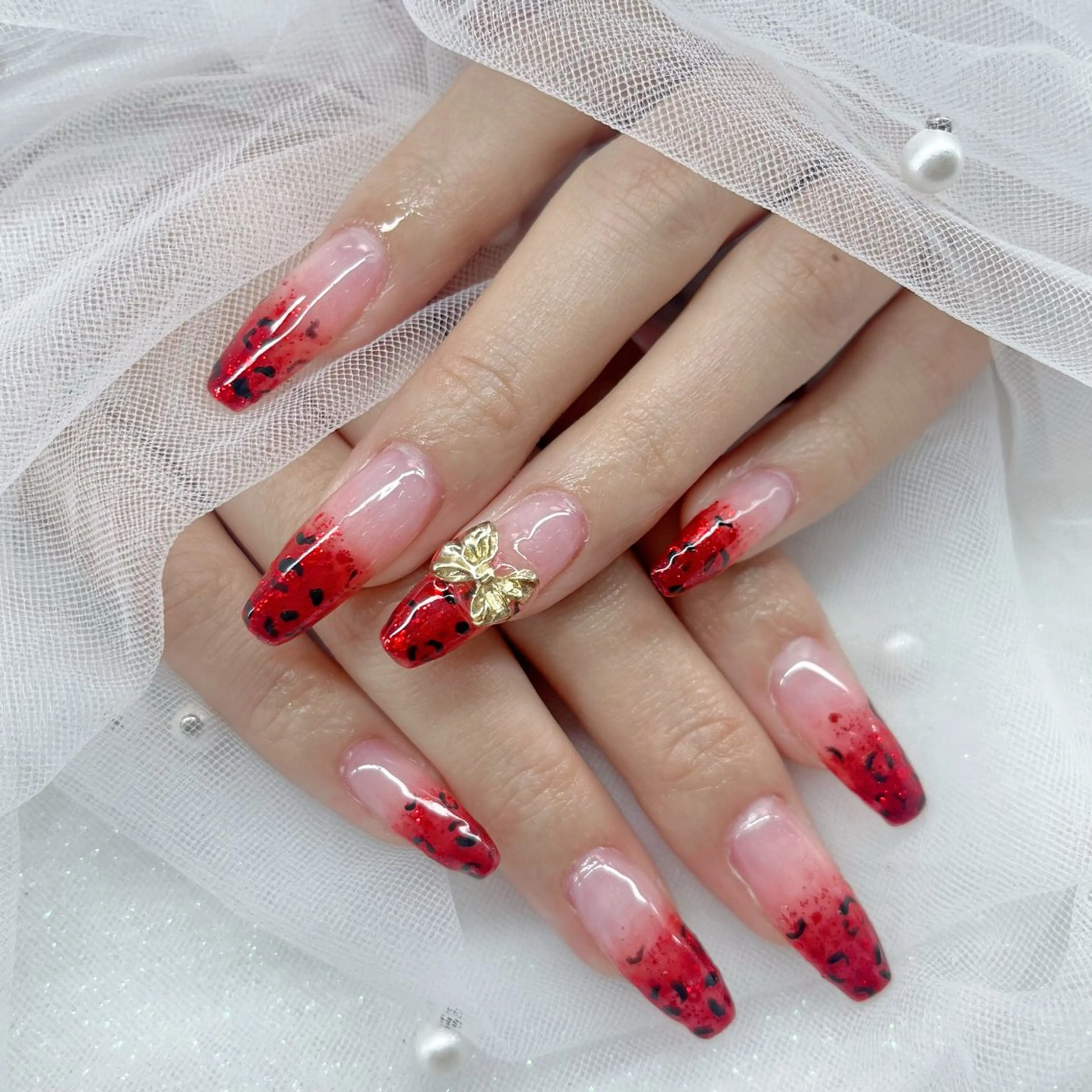 ネイル ハンドネイル VIERU YURIのネイルデザイン