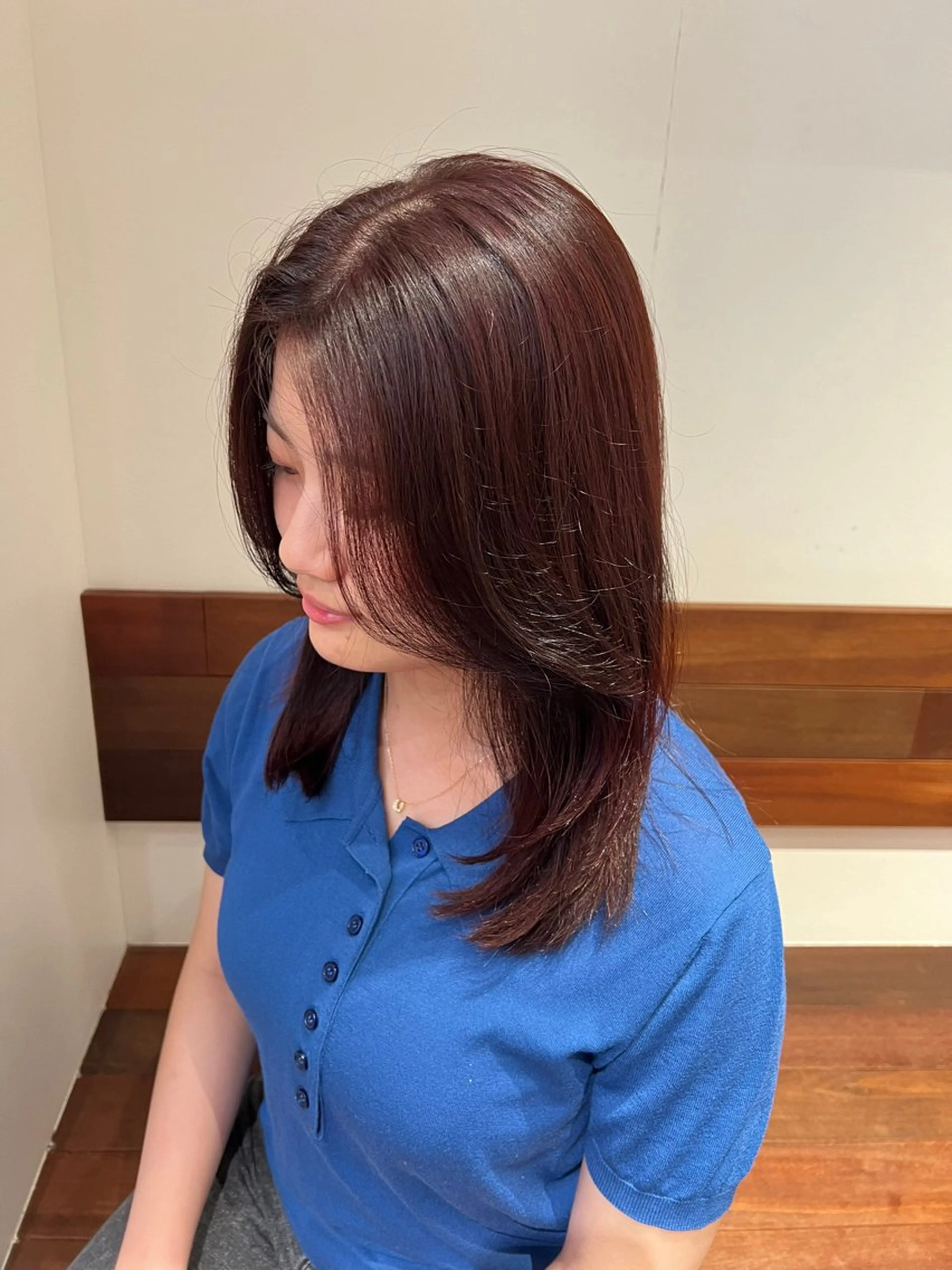 セミロング カラー ヘアアレンジ Lin'ne所属・竹内梓／パーマ ／ハイトーンのヘアスタイル