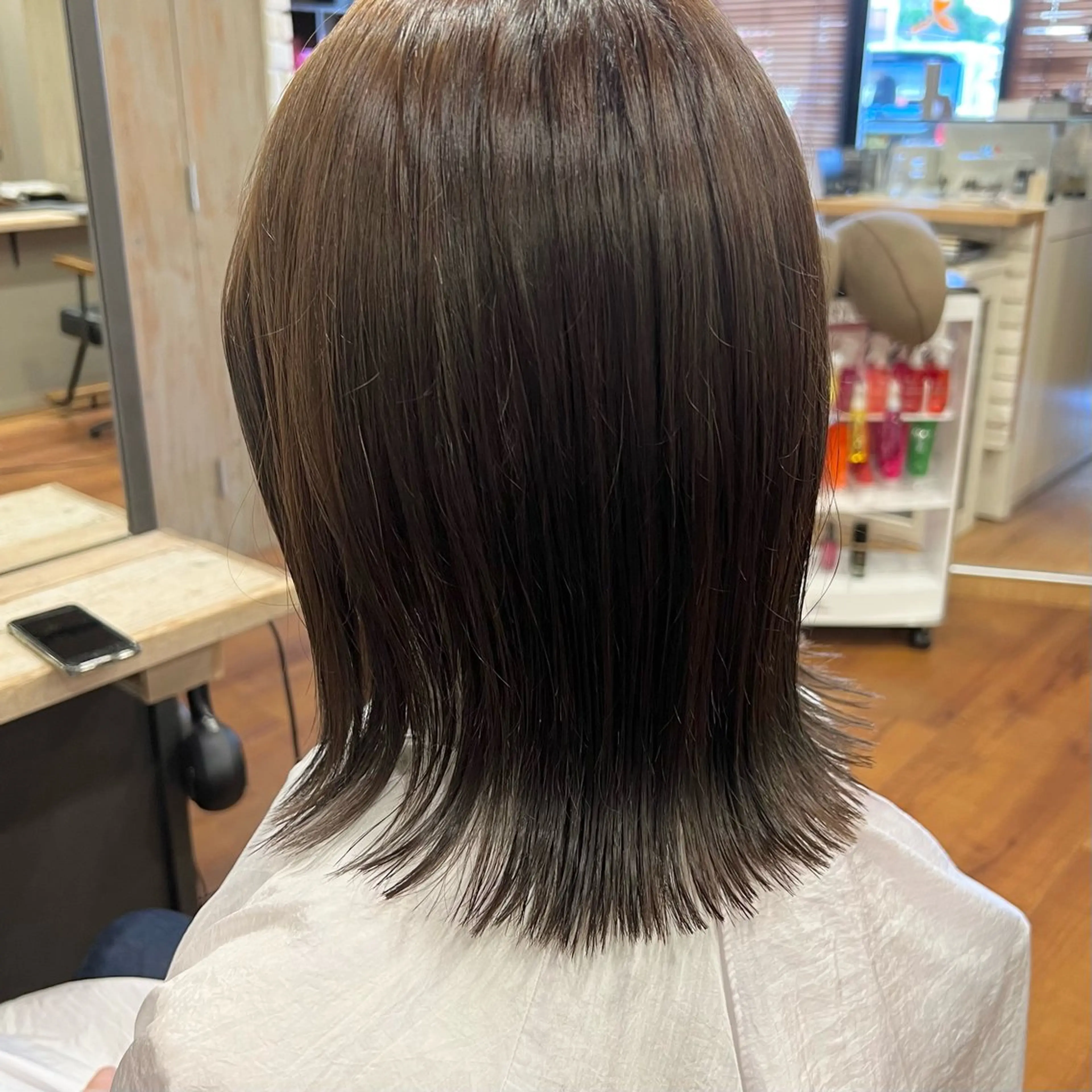 ミディアム 筒井 璃音のヘアスタイル