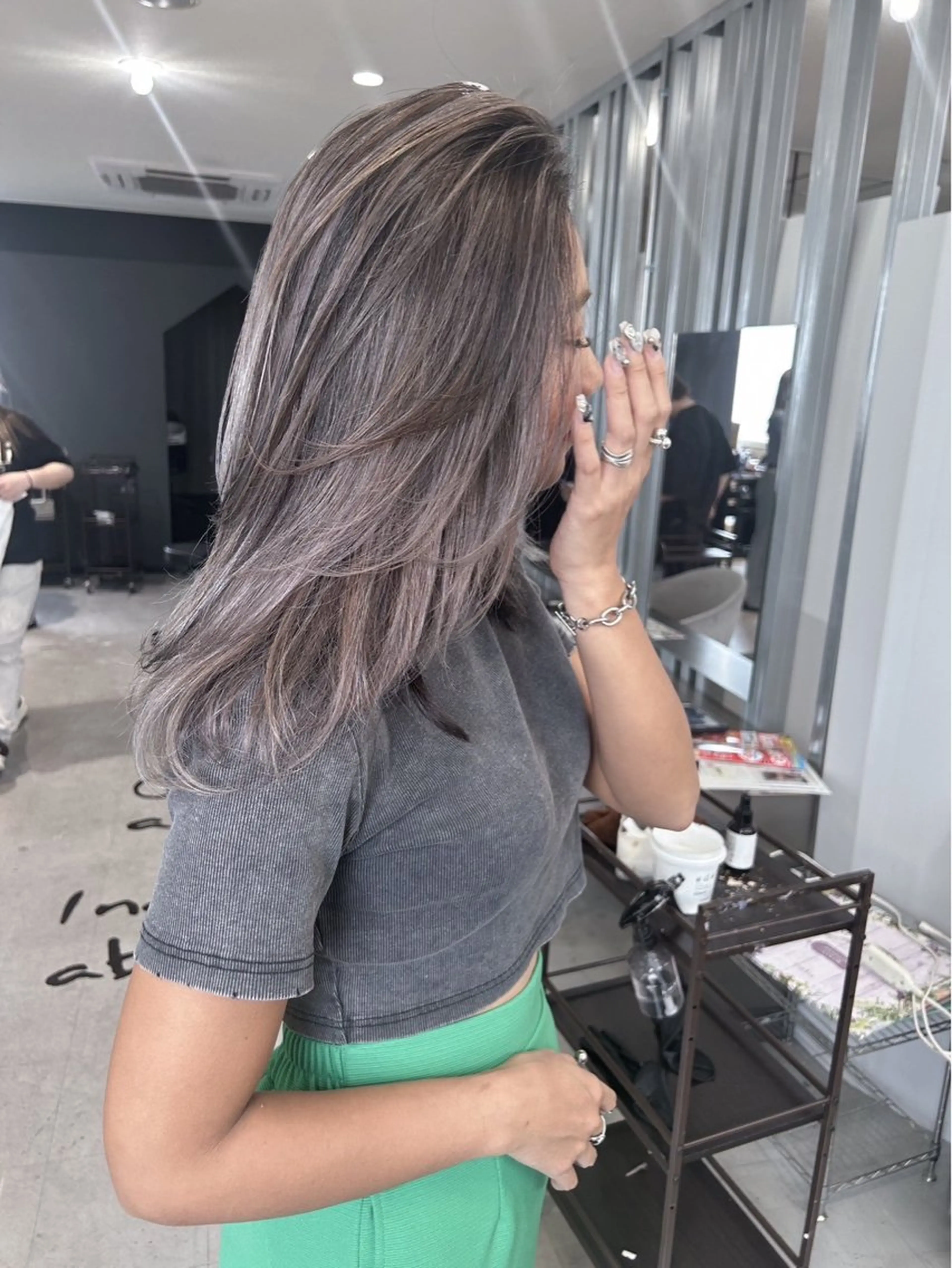 ロング レイヤーカット king highlight&extensions梅田所属・髪質改善/似合わ せ/ダブルカラー盛田のヘアスタイル